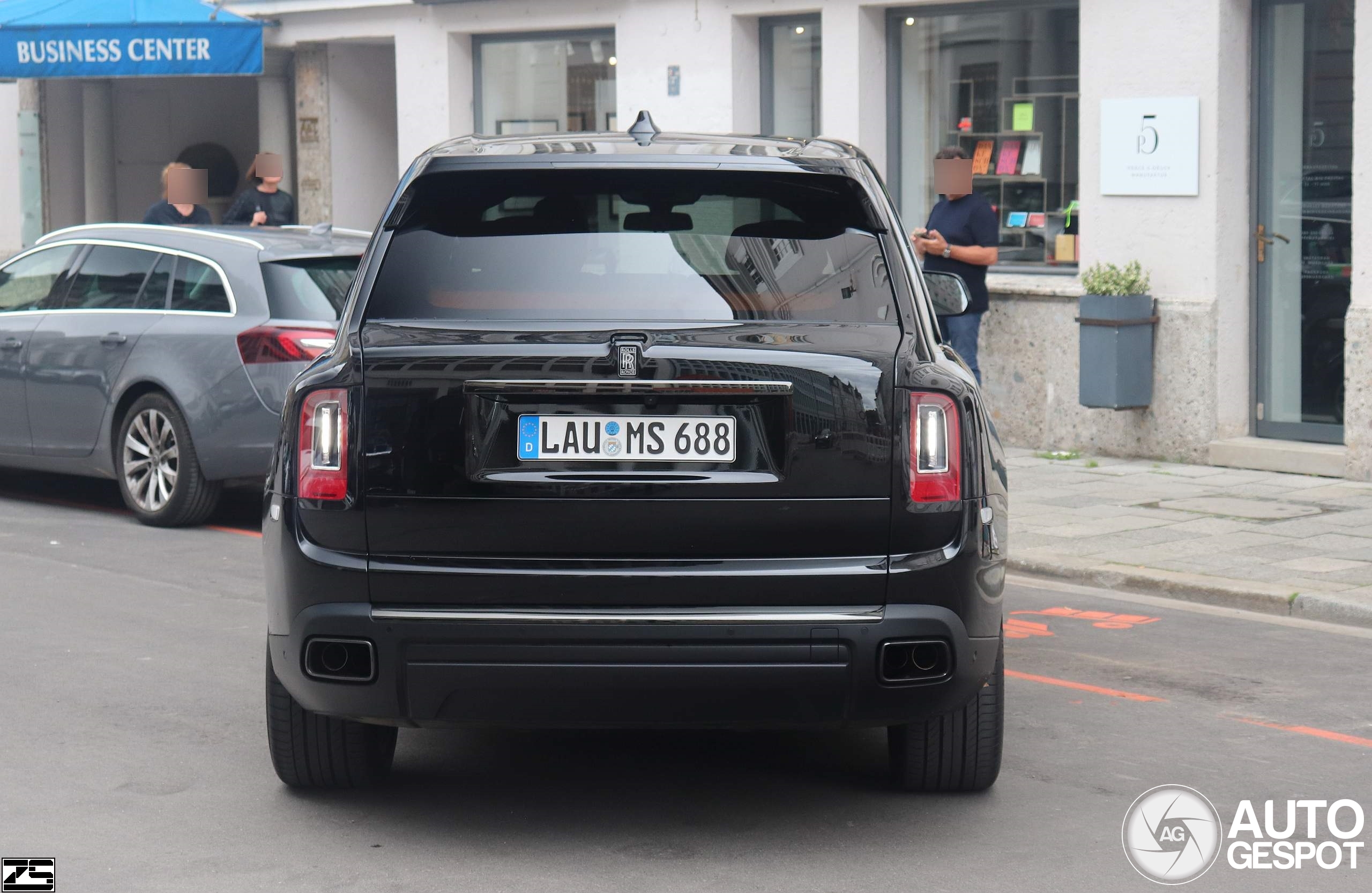 Rolls-Royce Cullinan Black Badge