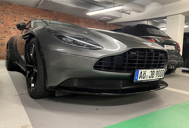 Aston Martin DB11 V8 Volante