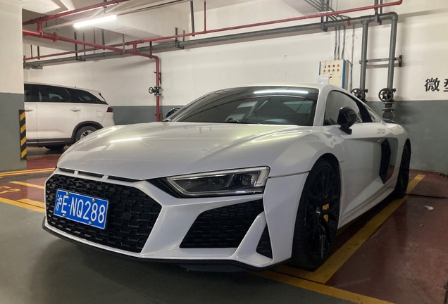 Audi R8 V10 Plus 2015