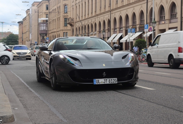 Ferrari 812 GTS