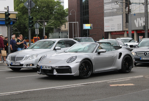 Porsche 992 Turbo