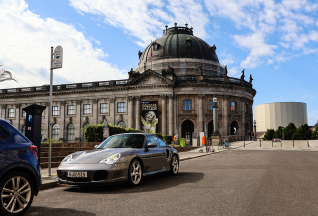 Porsche 996 Turbo