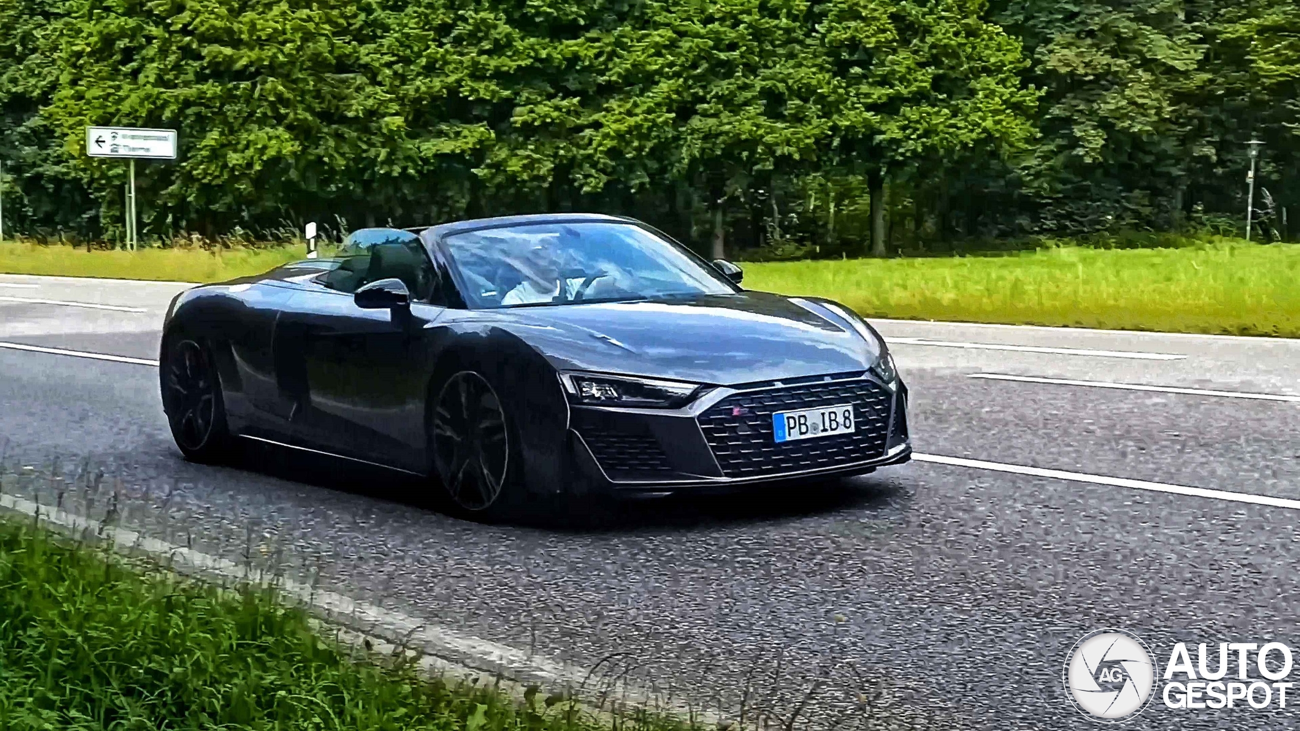 Audi R8 V10 Spyder 2019