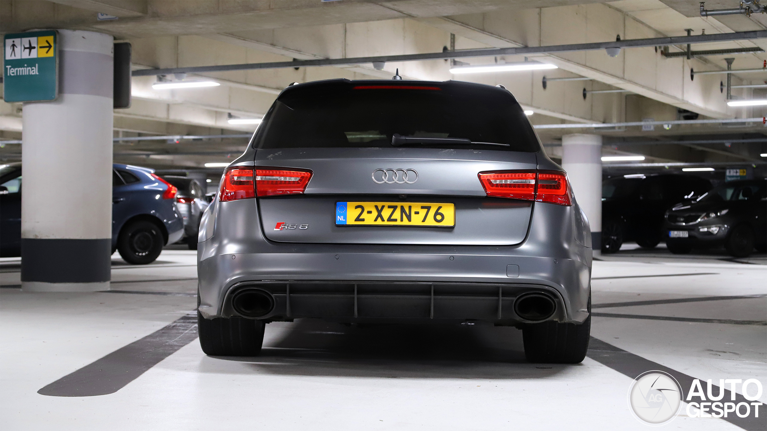 Audi RS6 Avant C7