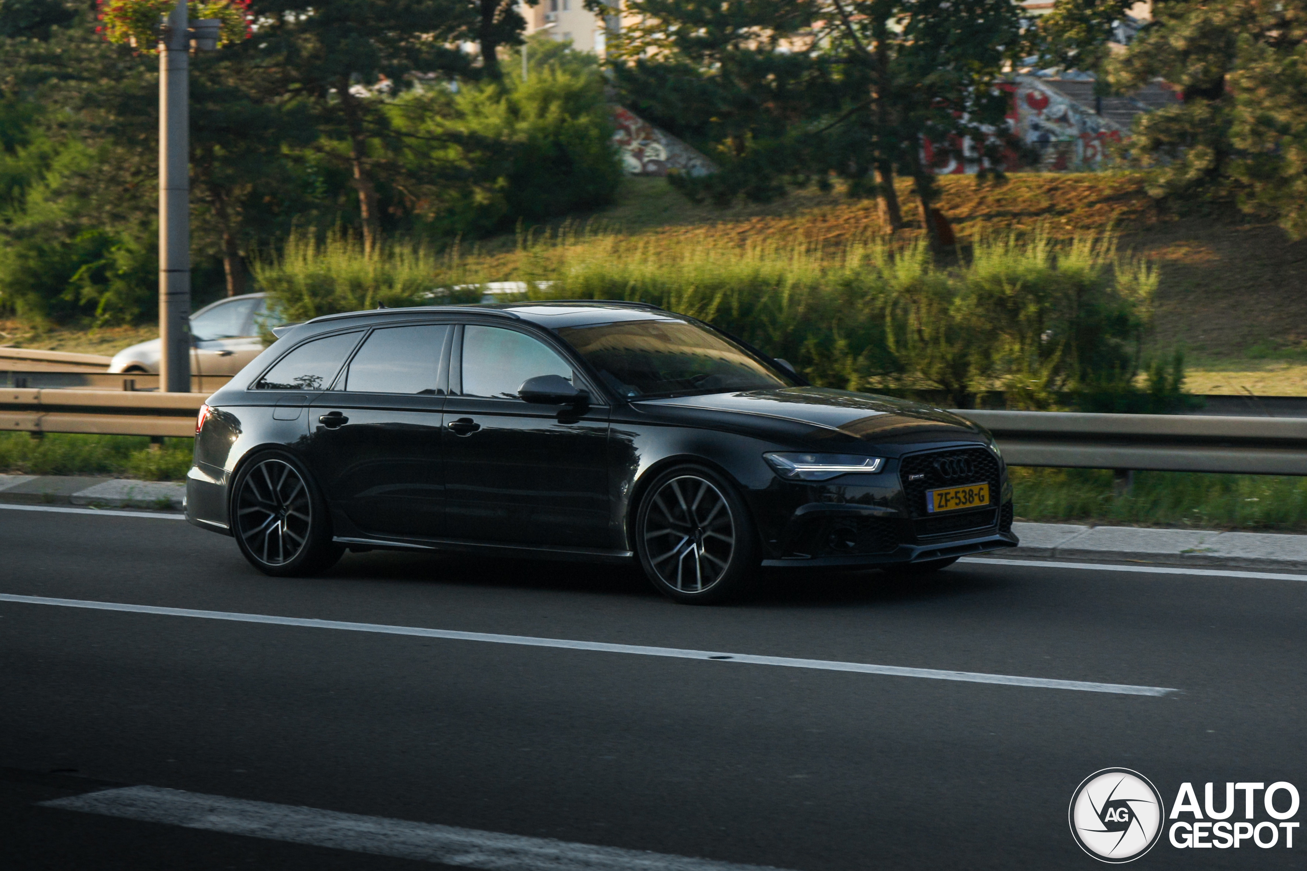 Audi RS6 Avant C7 2015