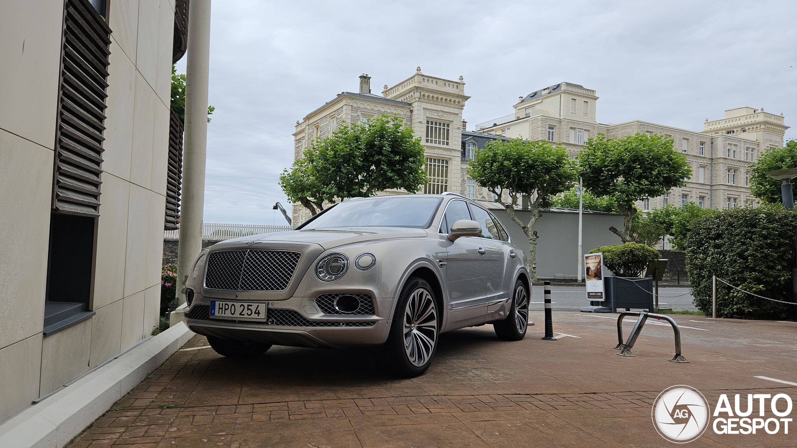 Bentley Bentayga