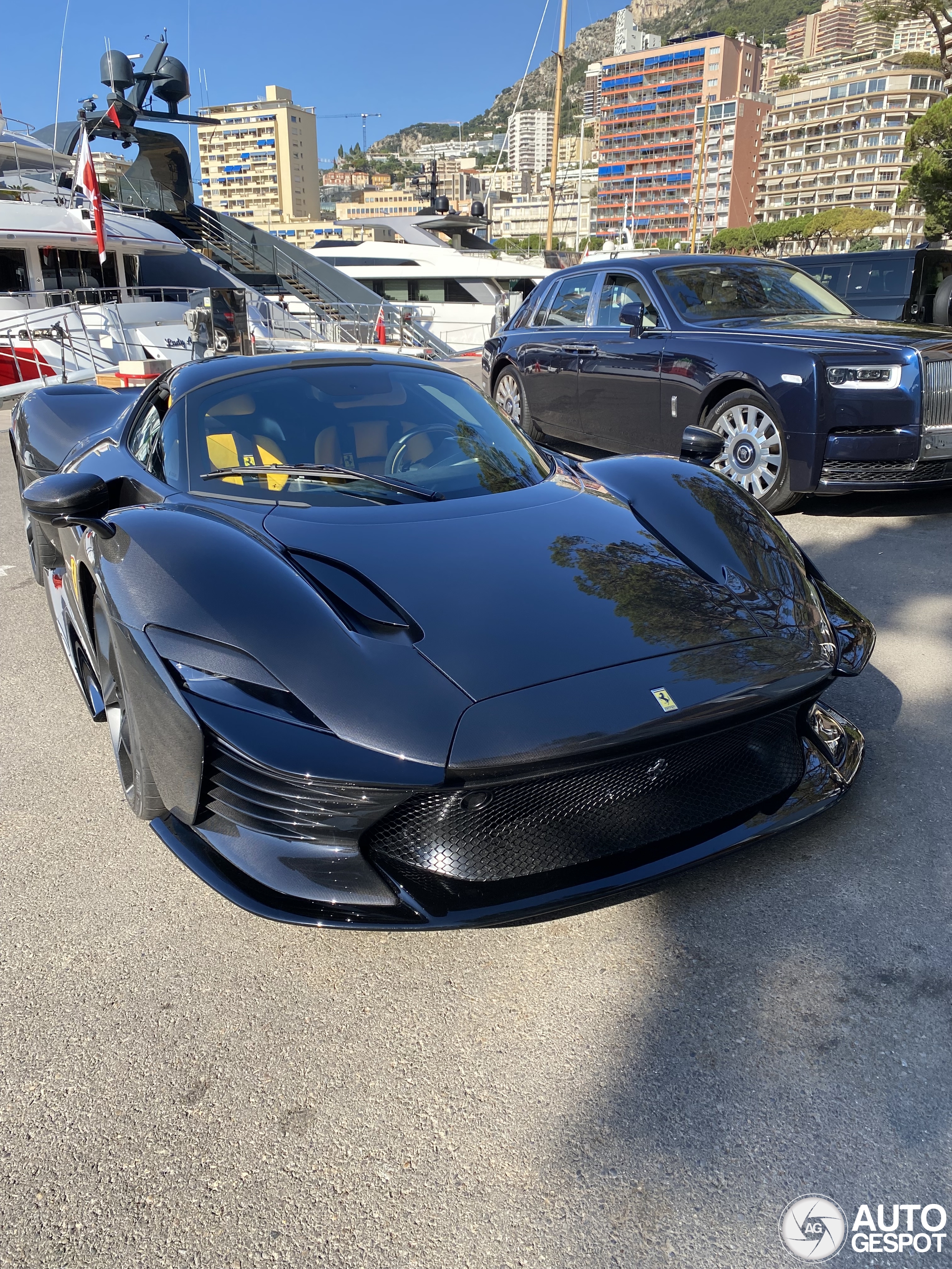 Uniek: carbon fiber body op Ferrari Daytona SP3