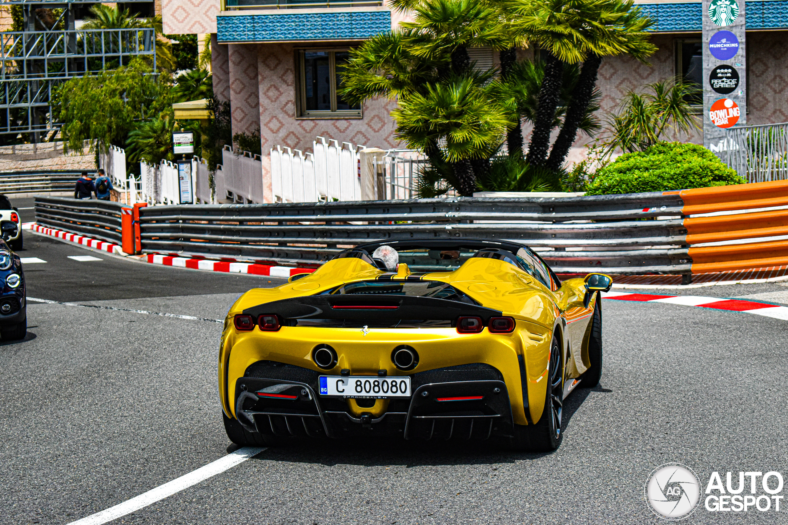 Ferrari SF90 Spider Assetto Fiorano