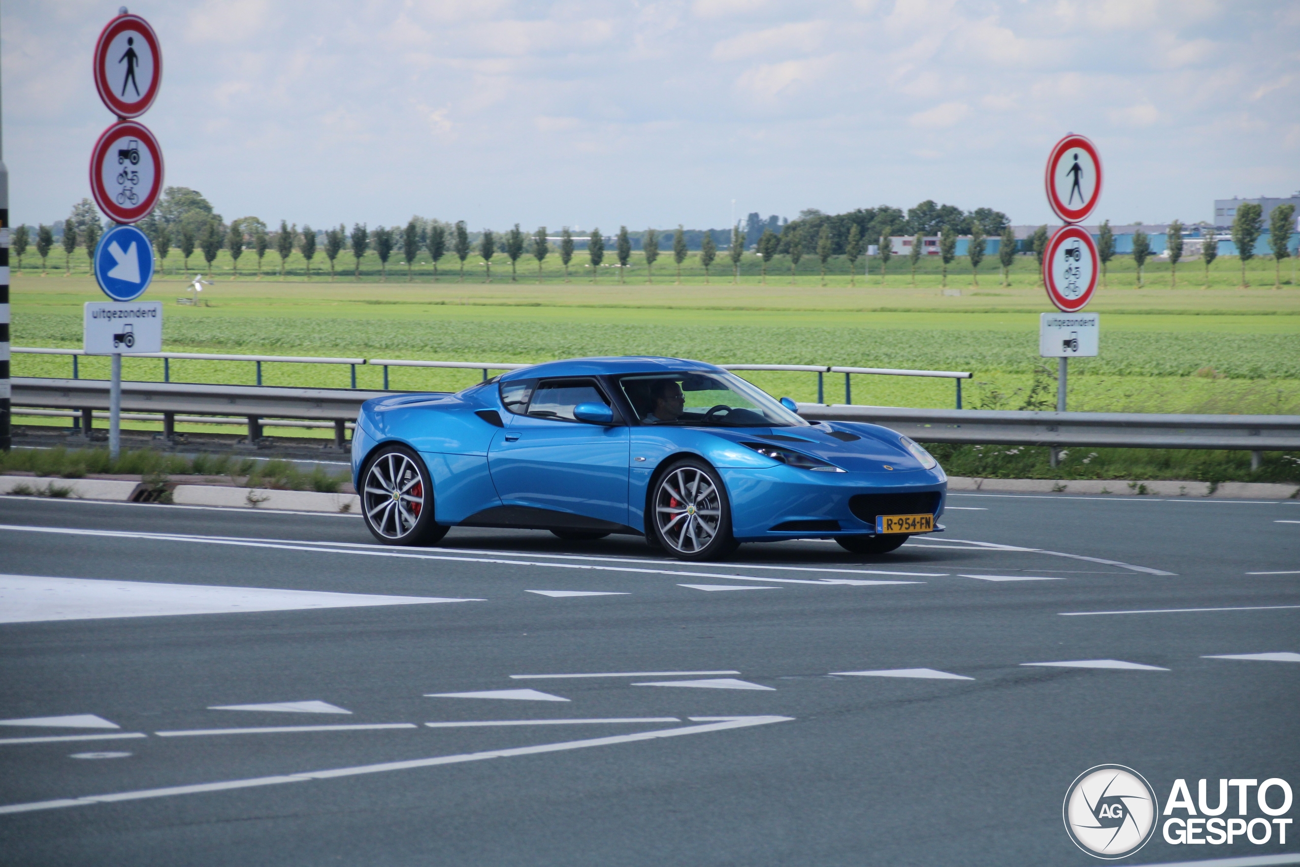 Lotus Evora S