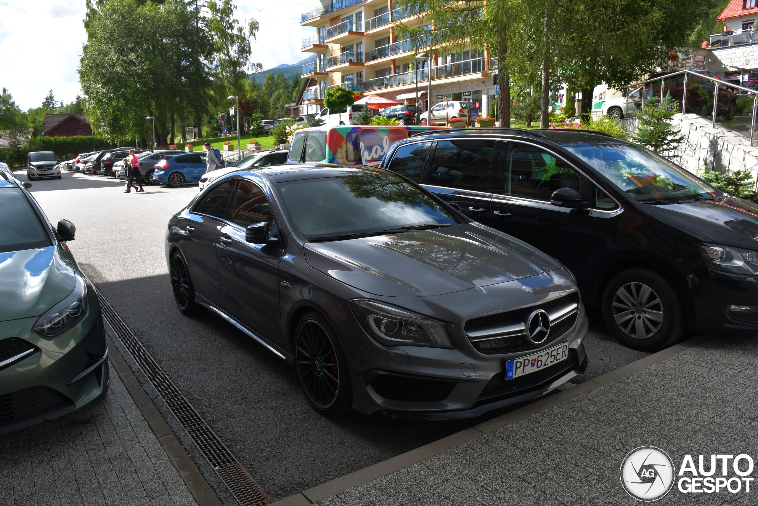 Mercedes-Benz CLA 45 AMG C117