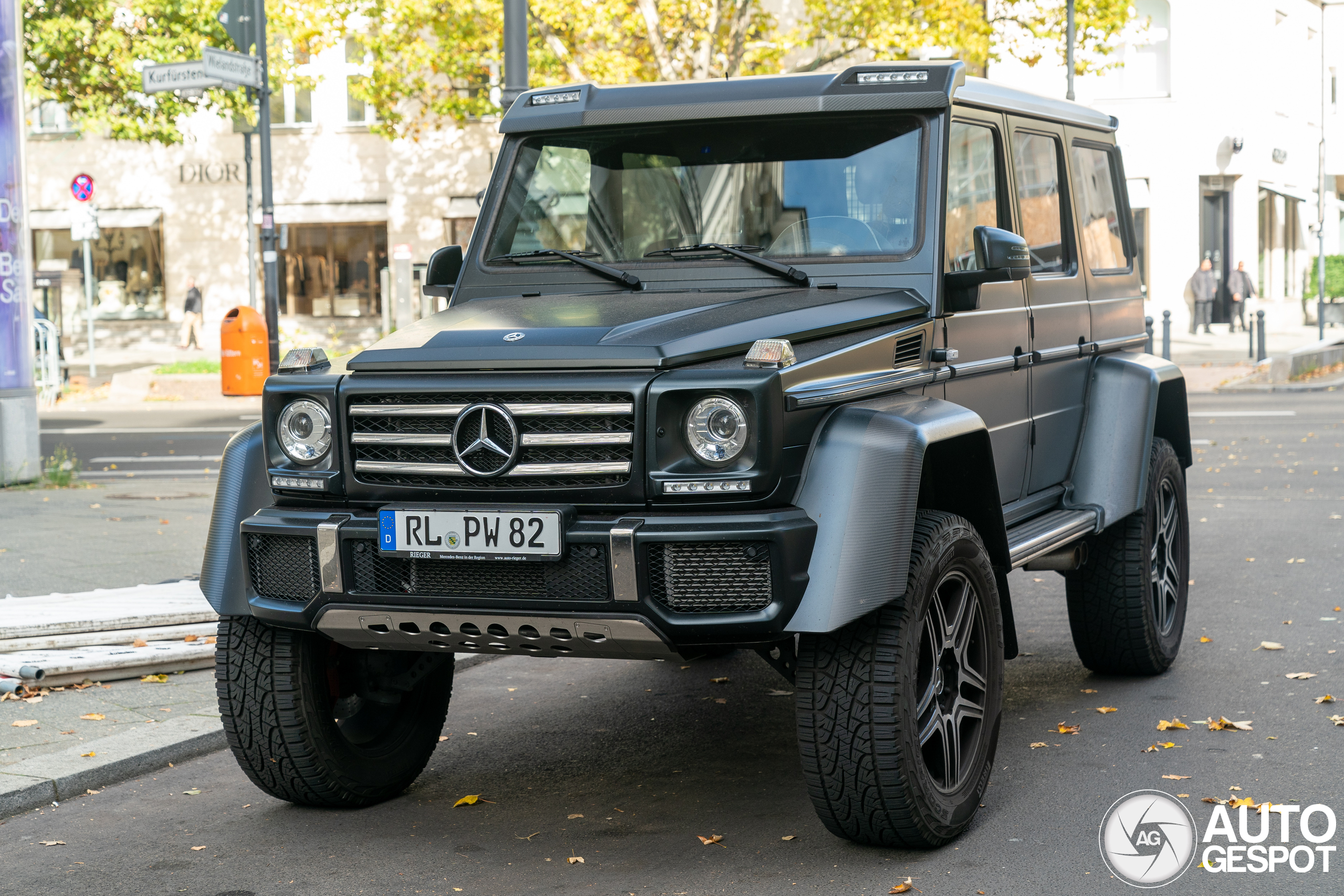 Mercedes-Benz G 500 4X4²