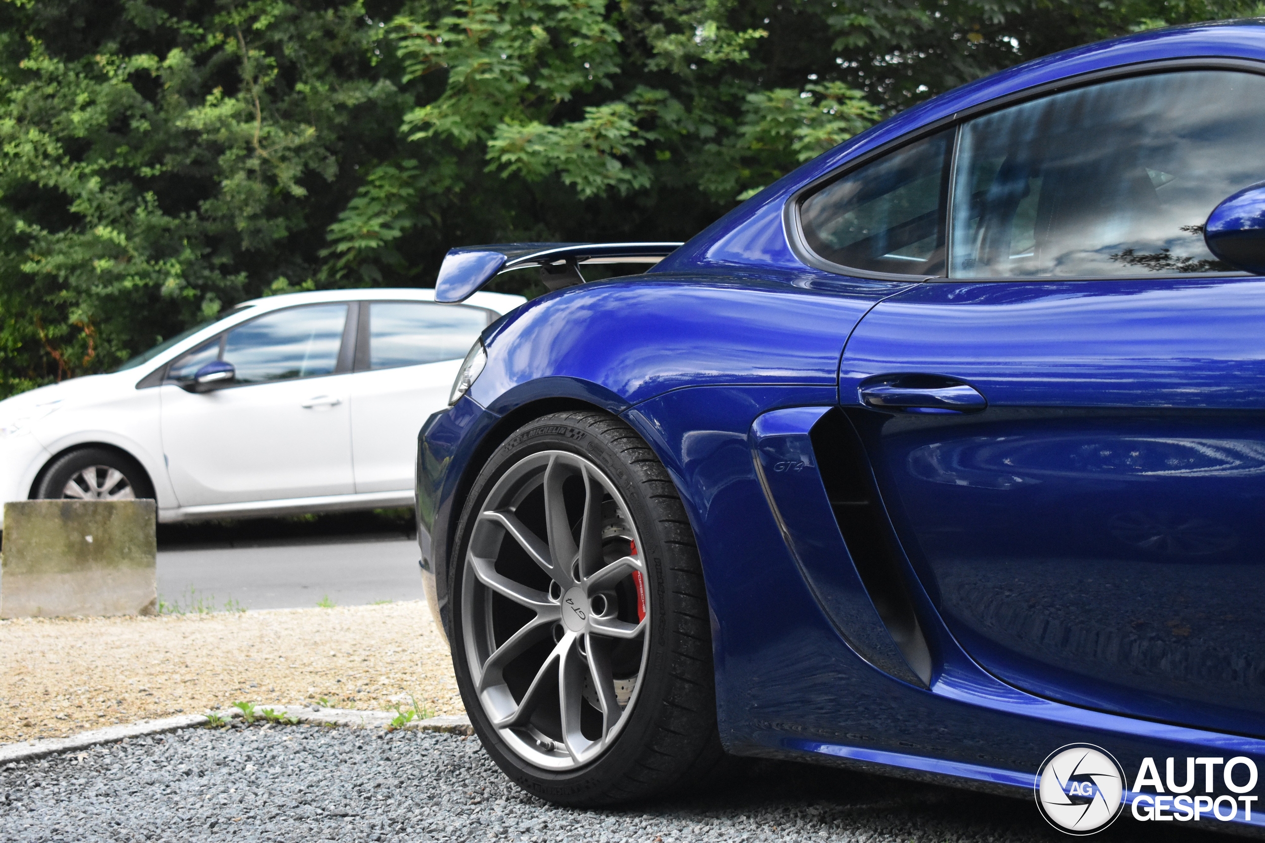 Porsche 718 Cayman GT4