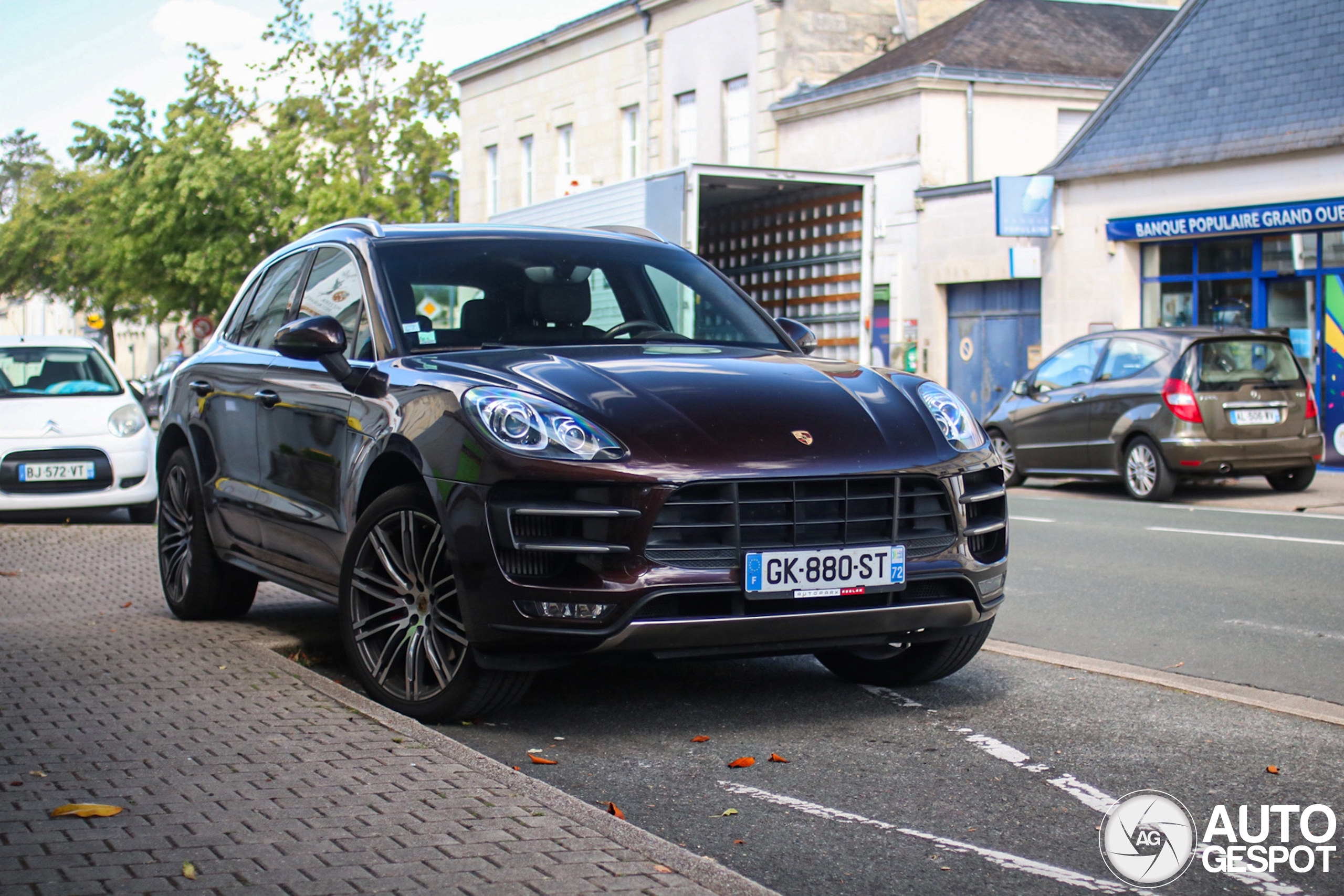 Porsche 95B Macan Turbo