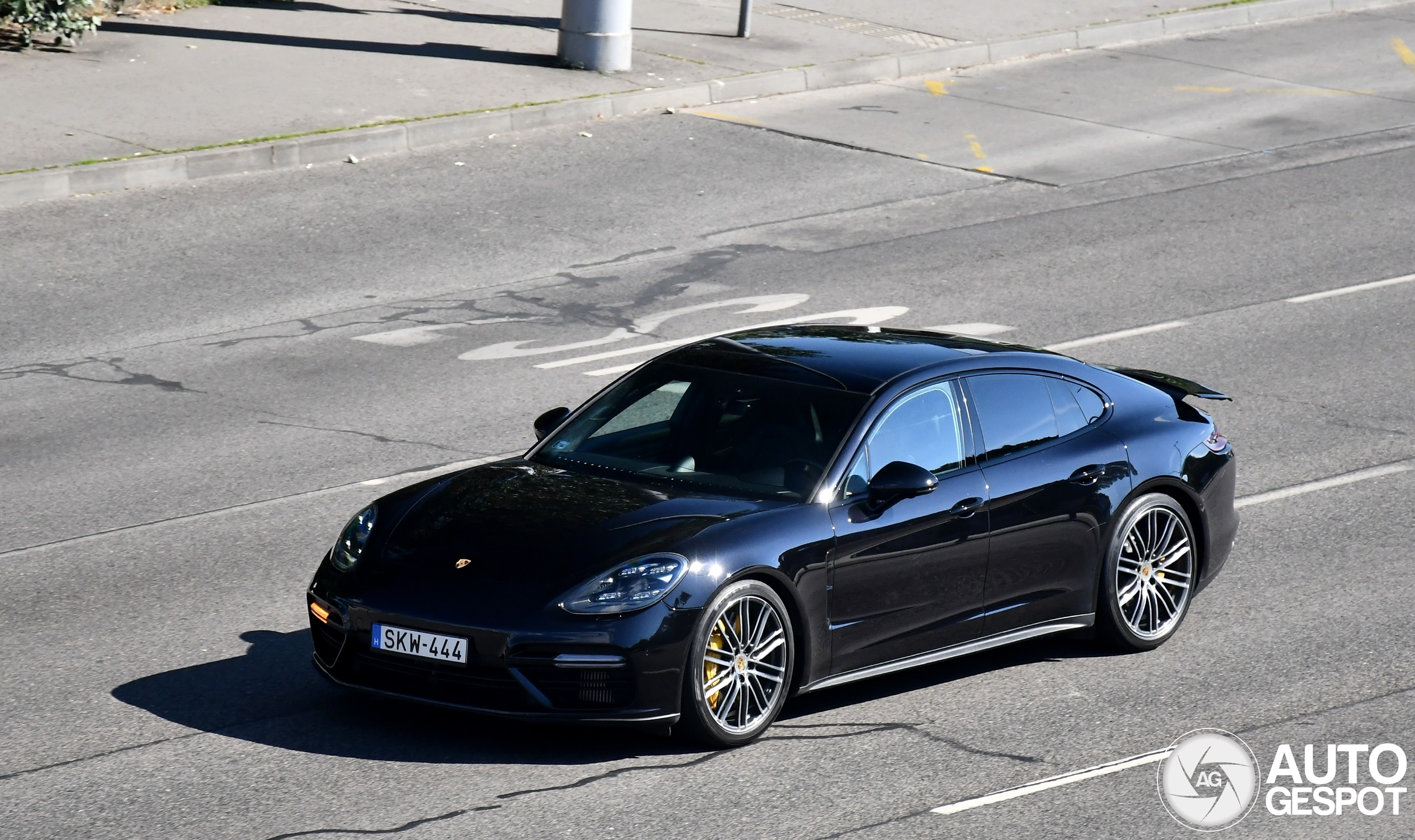 Porsche 971 Panamera Turbo