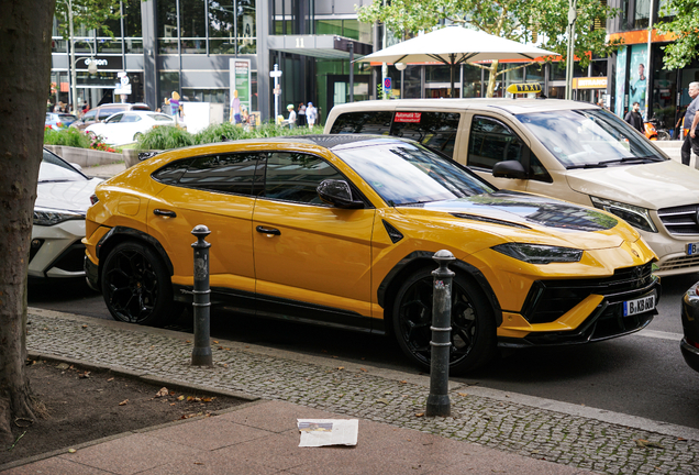 Lamborghini Urus Performante