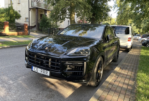 Porsche Cayenne Coupé Turbo E-Hybrid