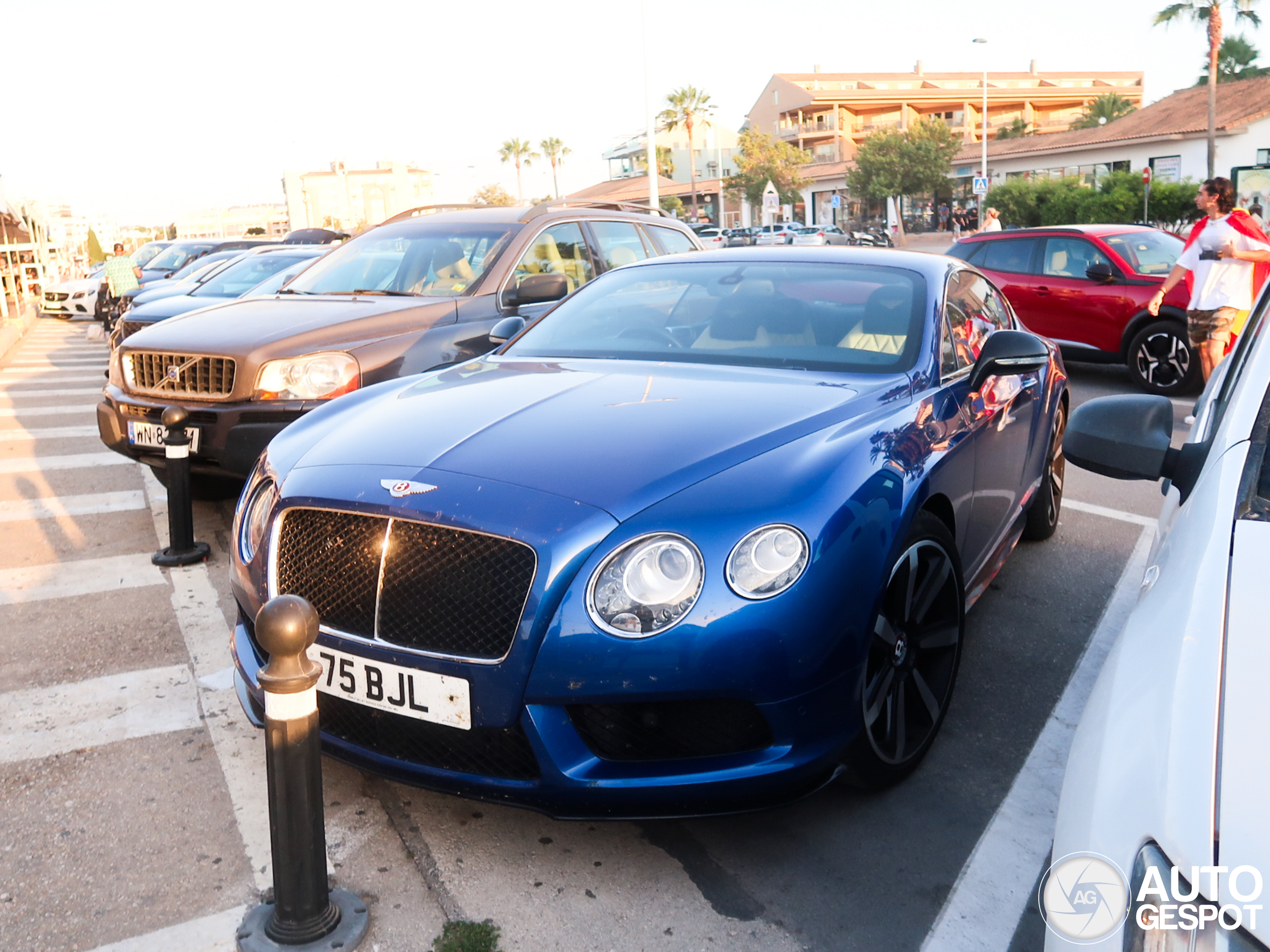 Bentley Continental GT V8