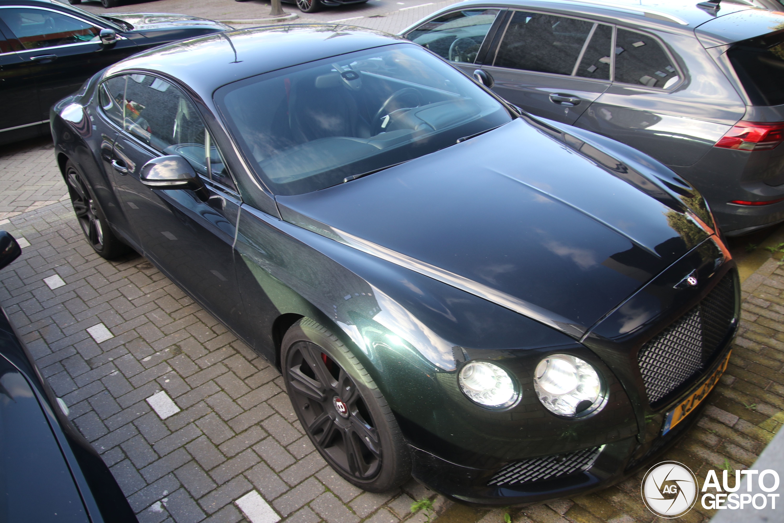 Bentley Continental GT V8