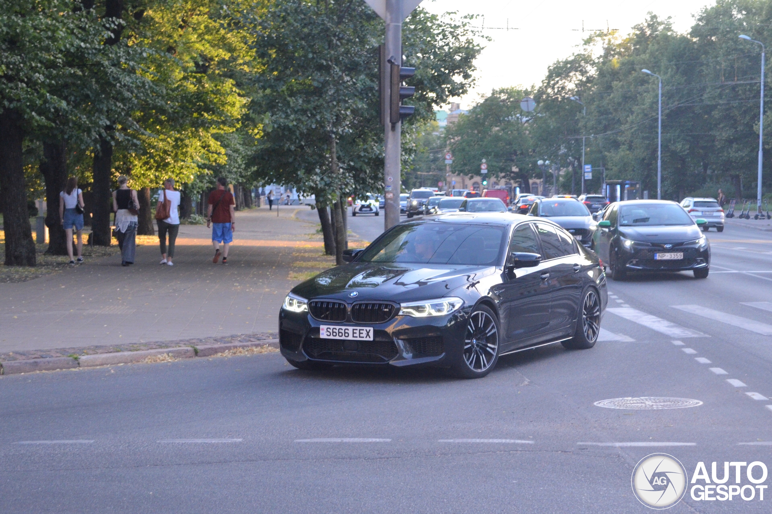 BMW M5 F90