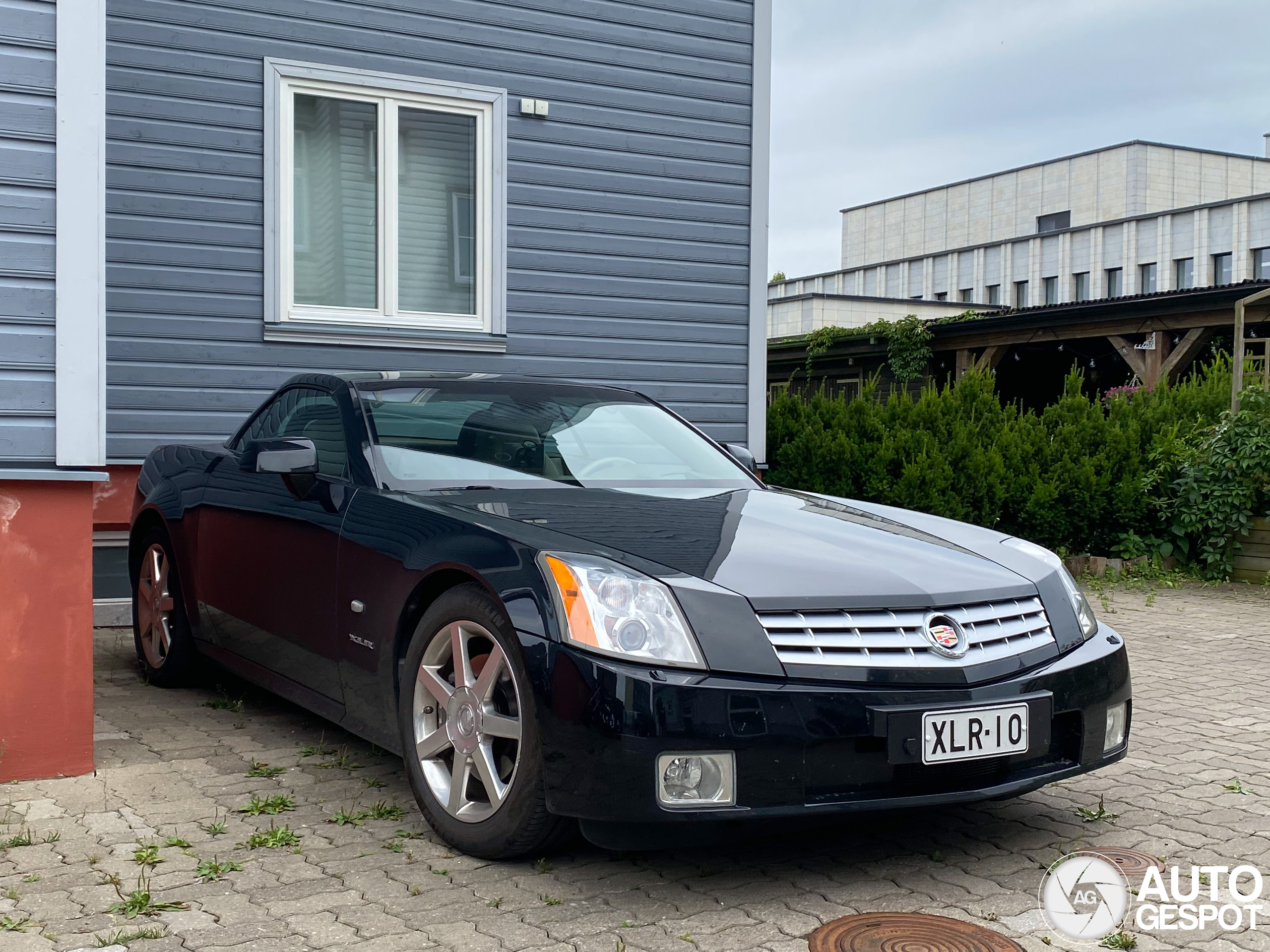 Cadillac XLR