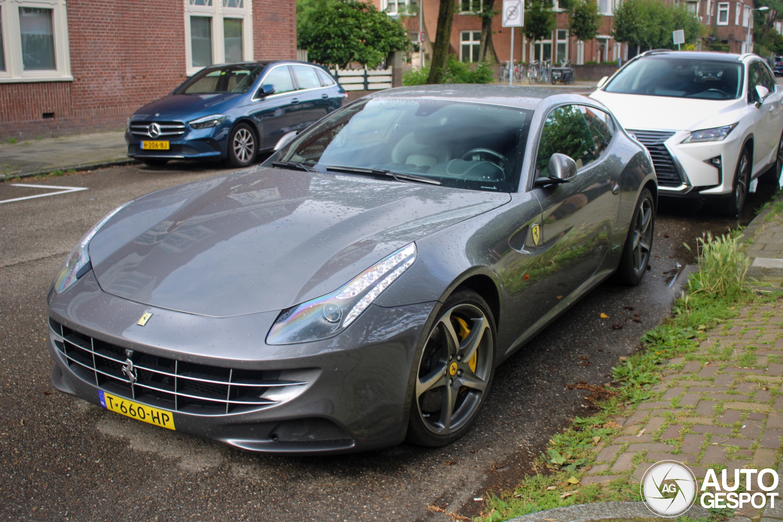 Ferrari FF