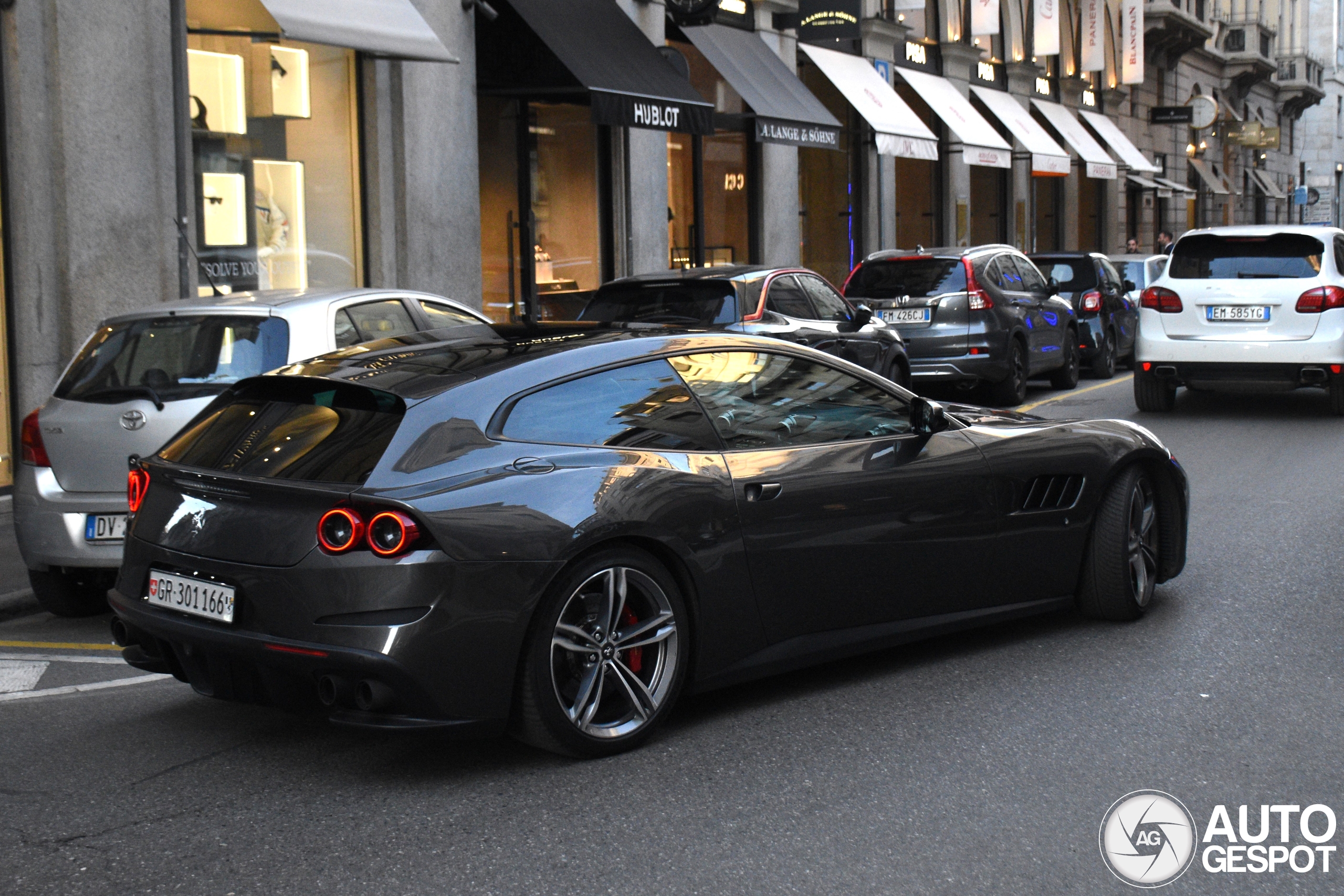 Ferrari GTC4Lusso T