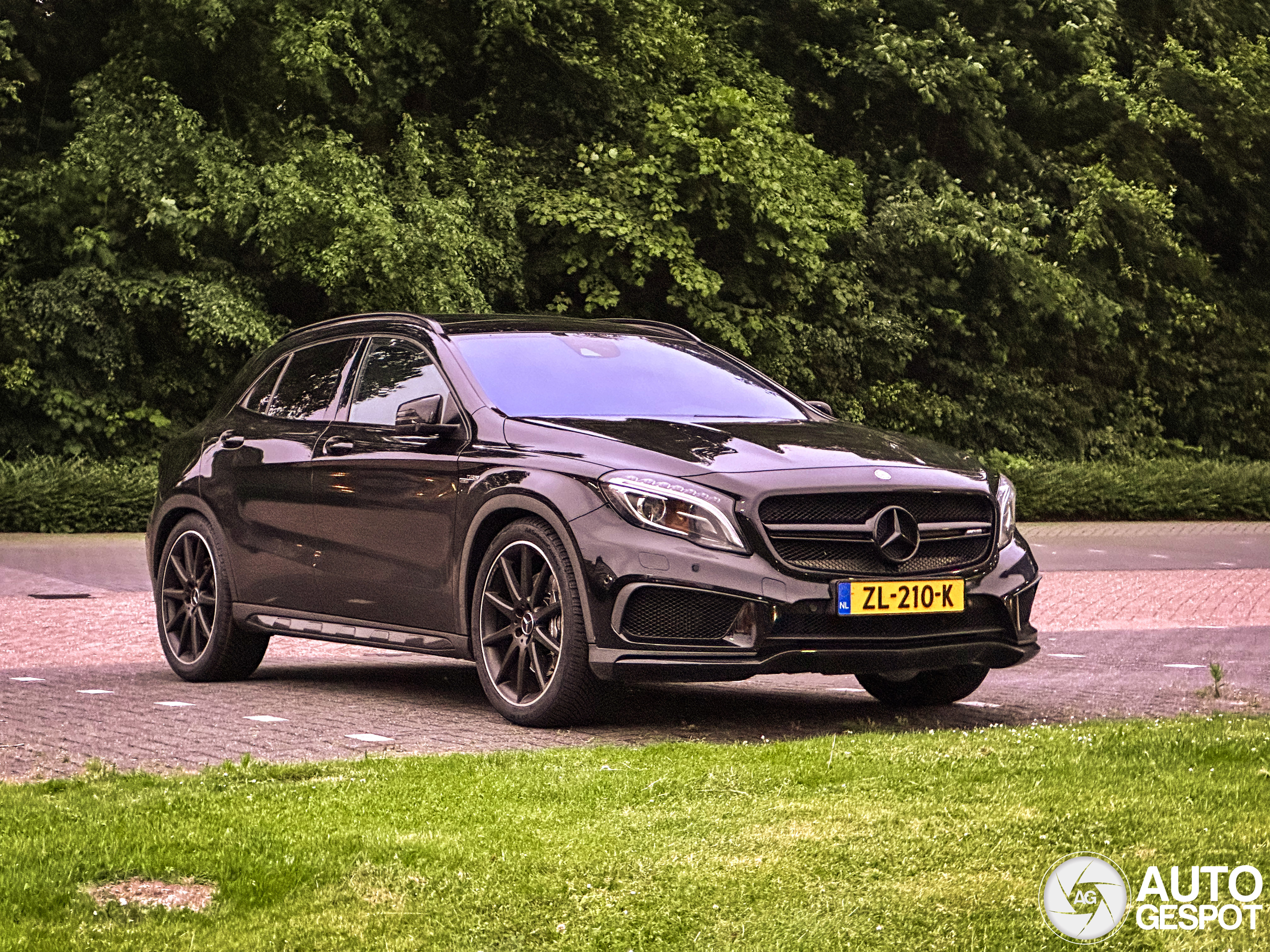 Mercedes-AMG GLA 45 X156