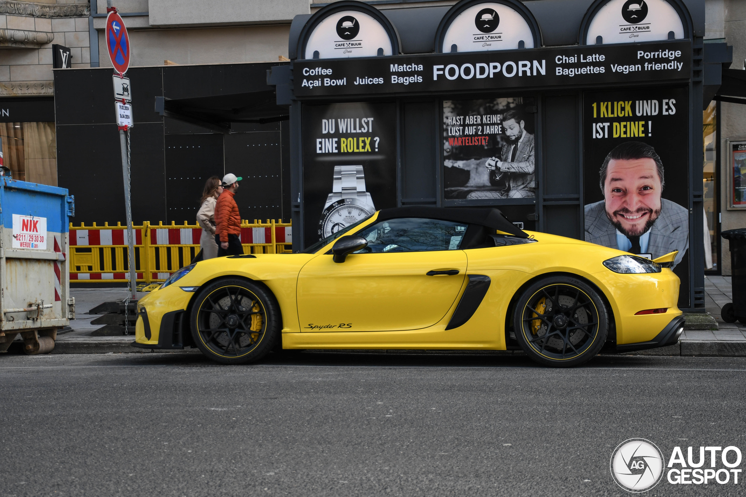 Porsche 718 Spyder RS Weissach Package