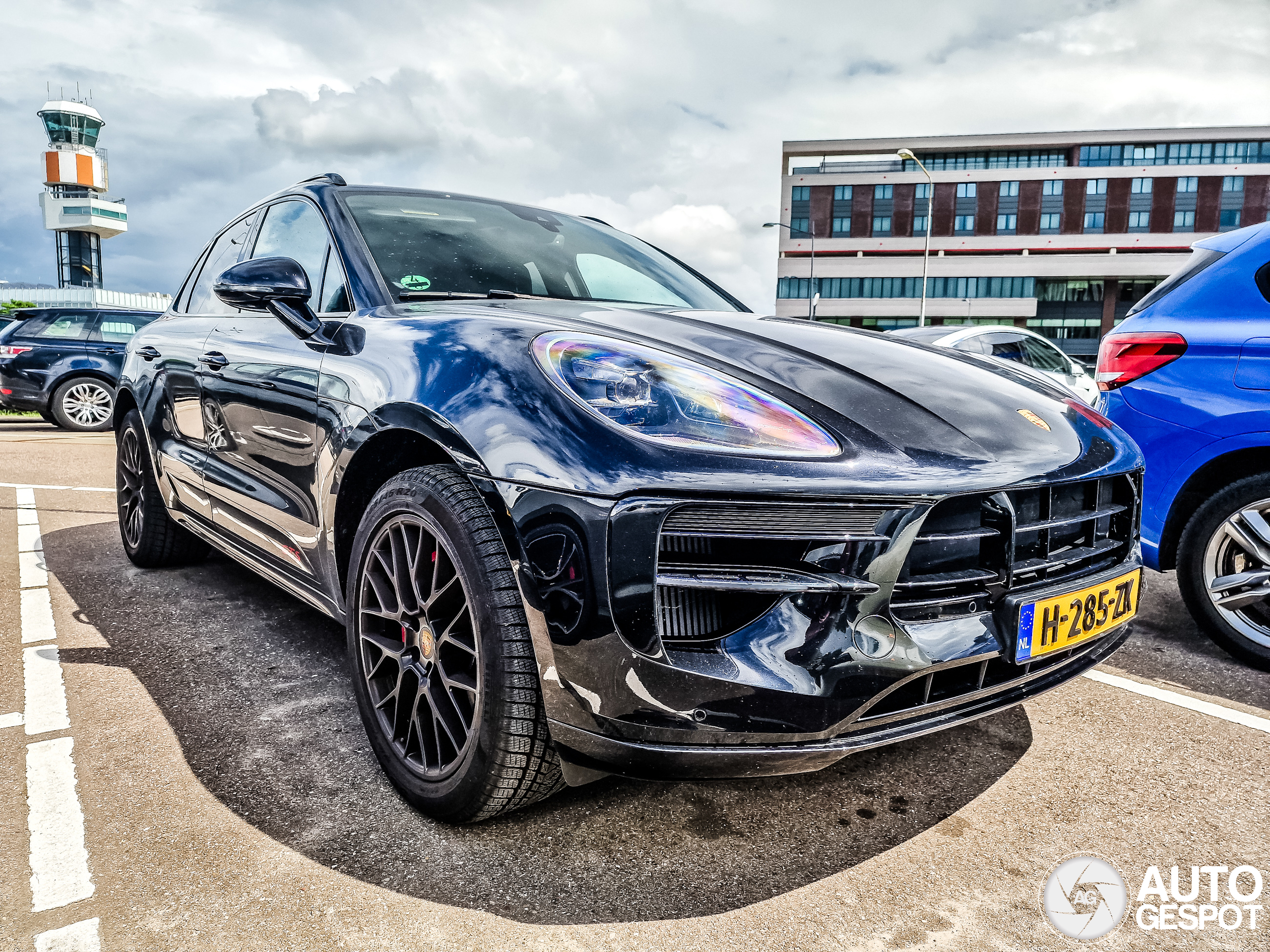 Porsche 95B Macan GTS MkII