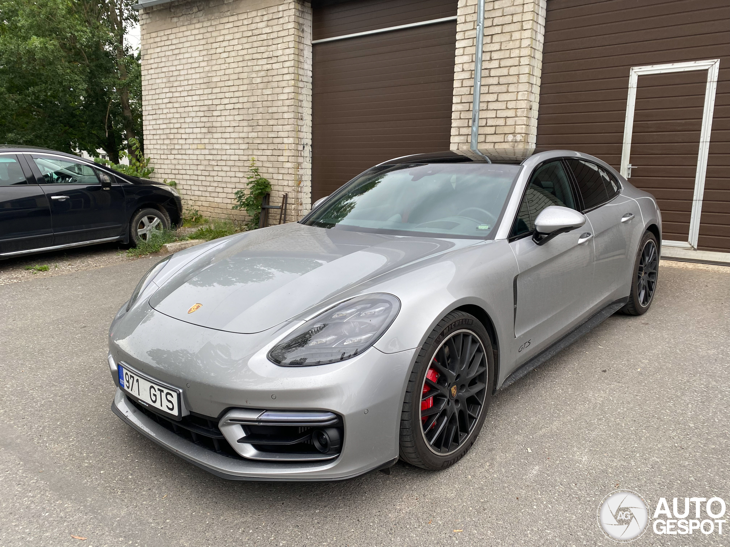 Porsche 971 Panamera GTS MkII