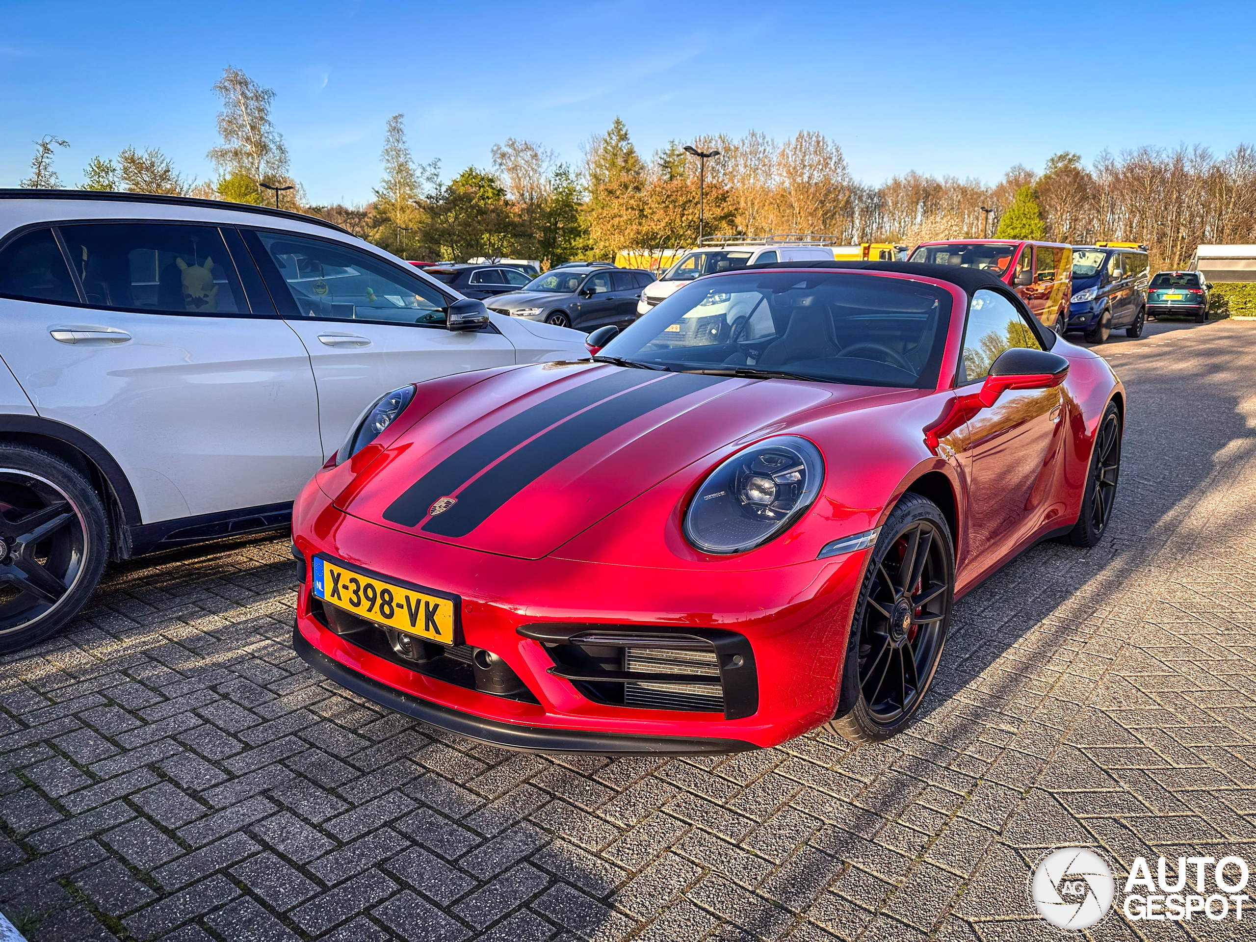 Porsche 992 Carrera 4 GTS Cabriolet