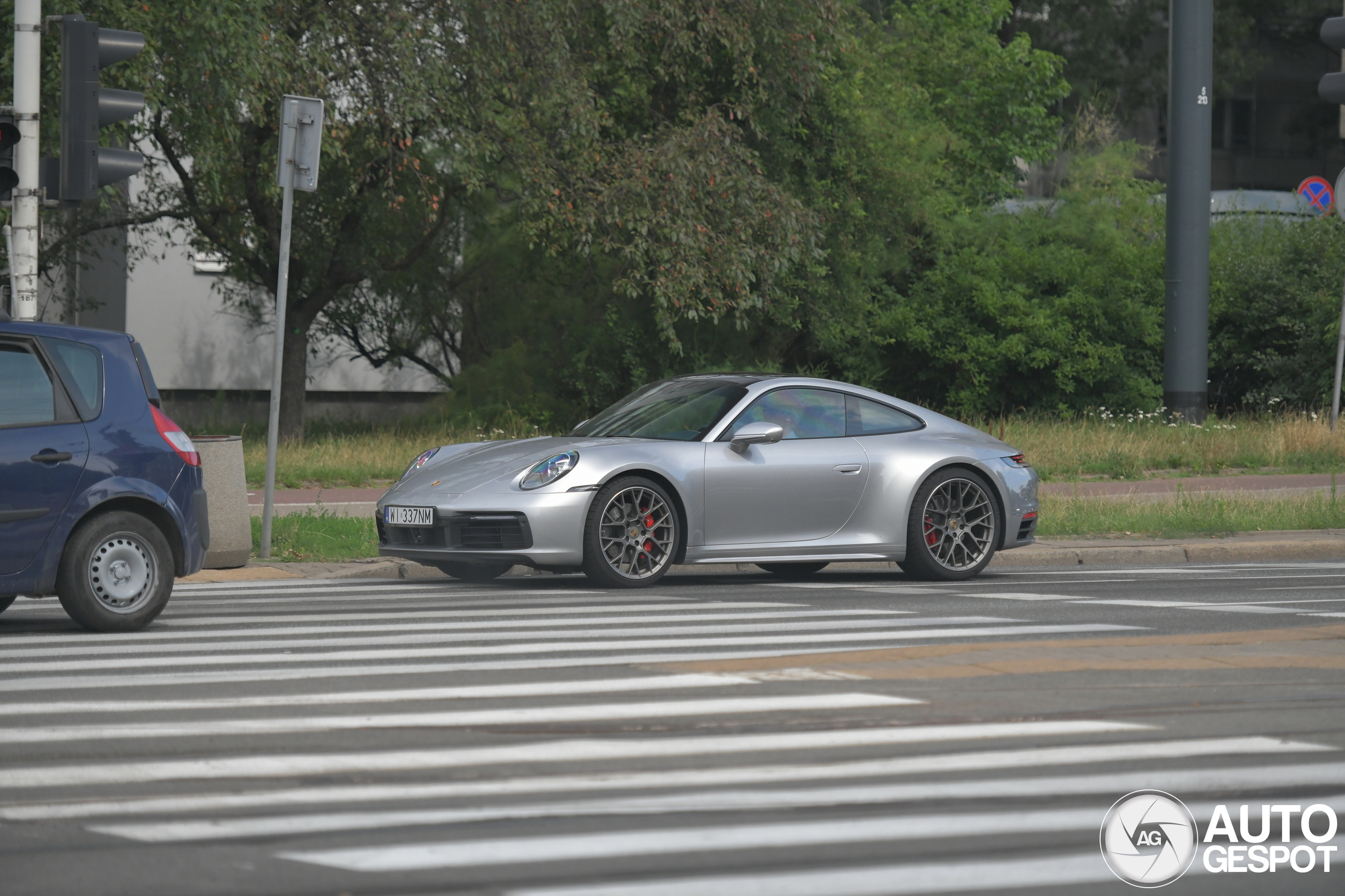 Porsche 992 Carrera 4S