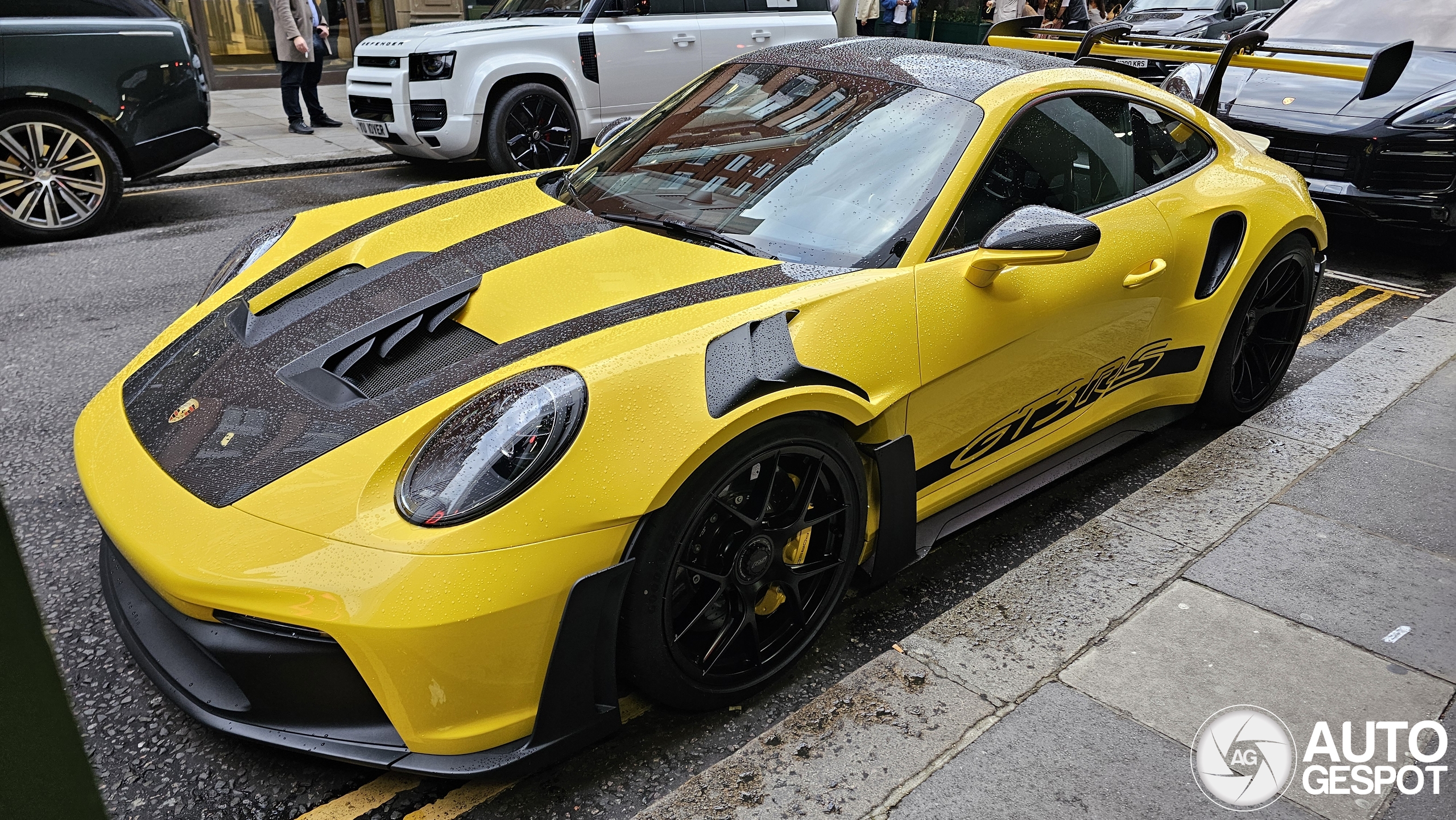 Porsche 992 GT3 RS Weissach Package