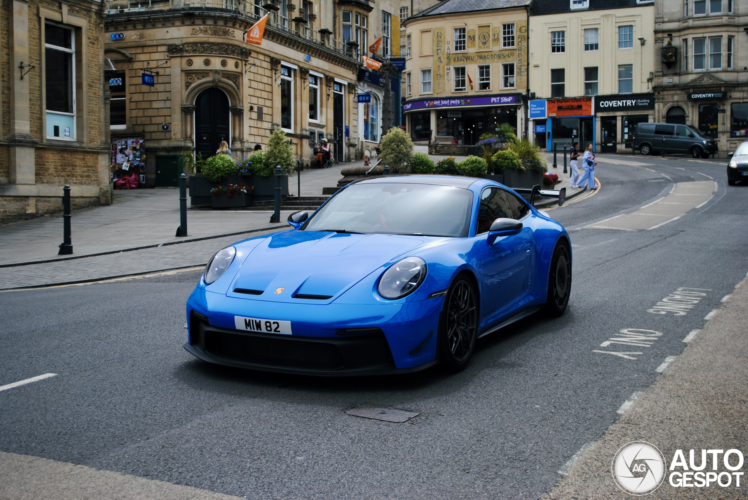 Porsche Manthey Racing 992 GT3