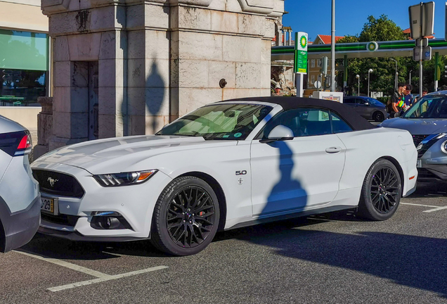 Ford Mustang GT convertible 2018