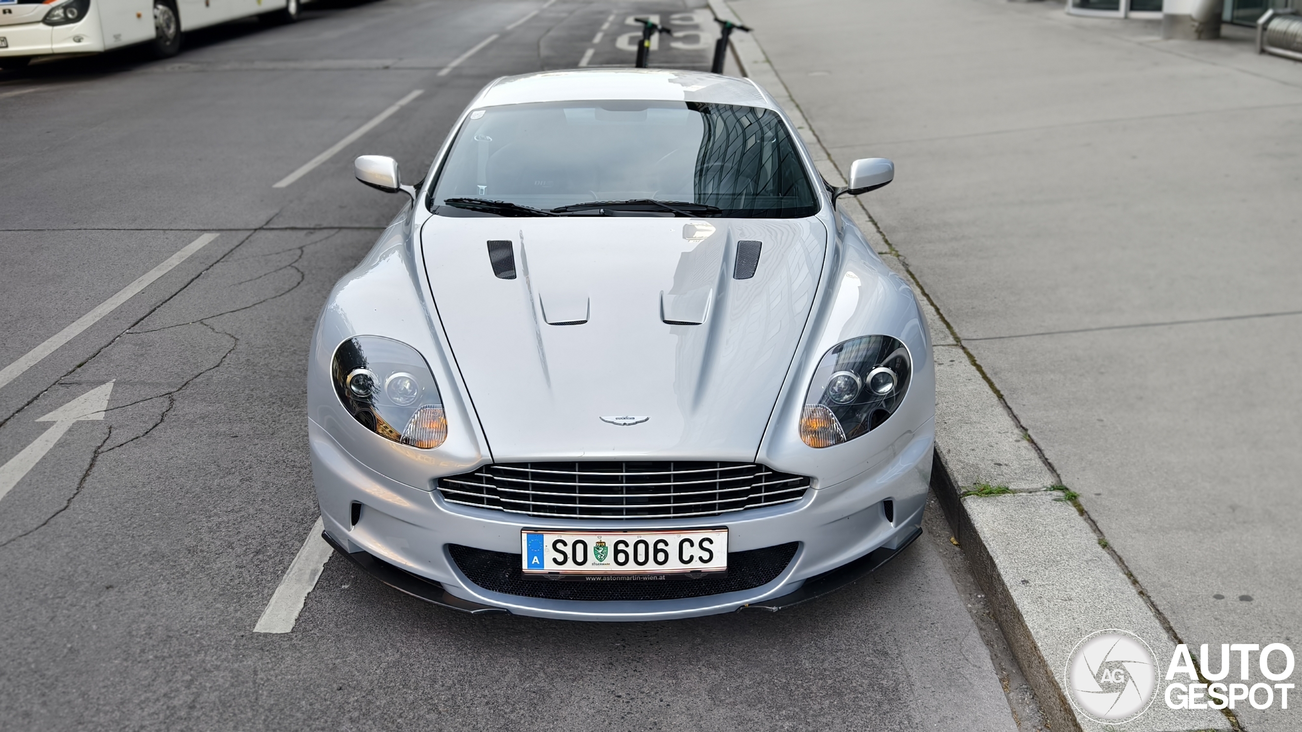 Aston Martin DBS