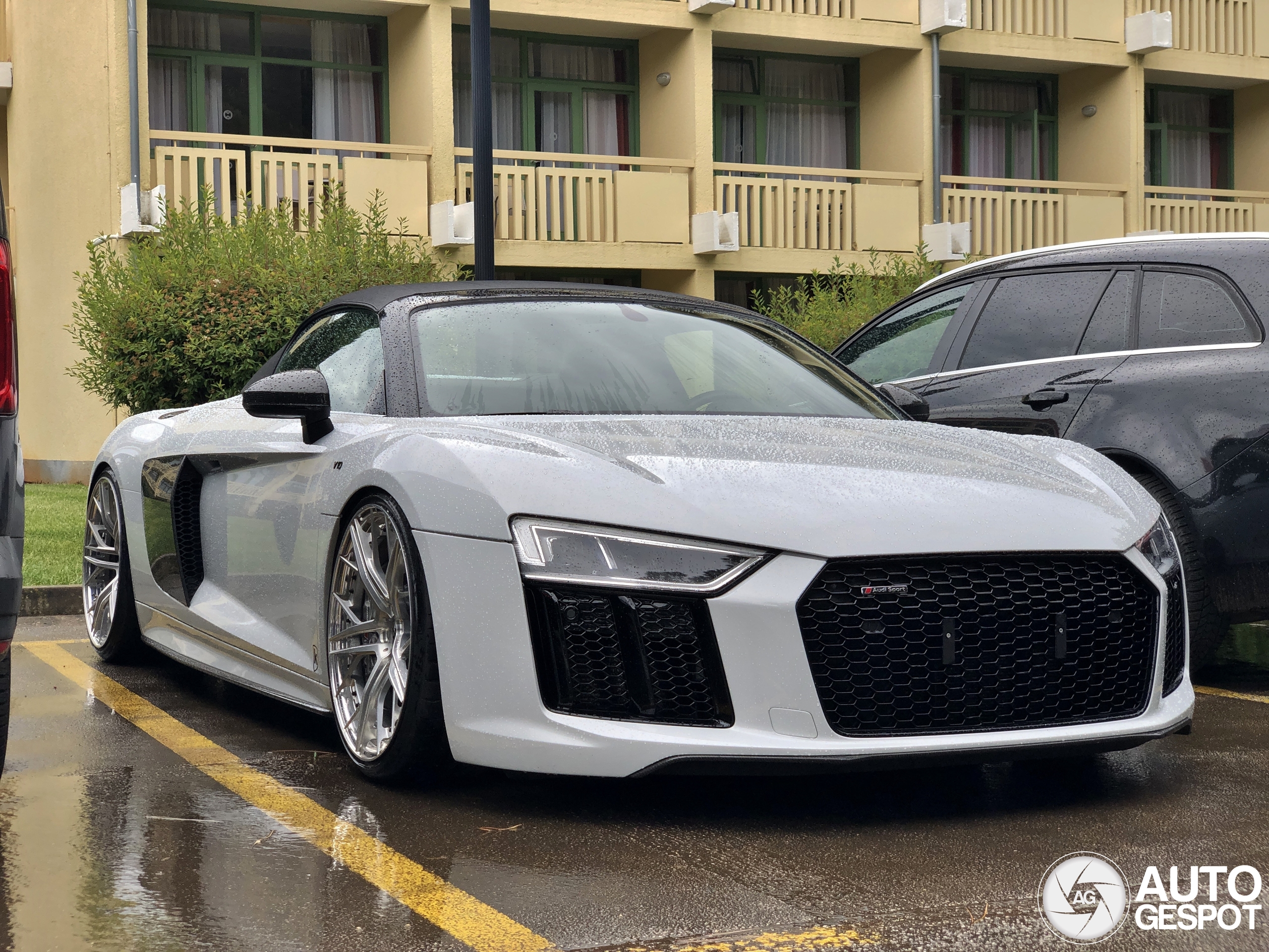 Audi R8 V10 Plus Spyder 2017 - 17 July 2024 - Autogespot