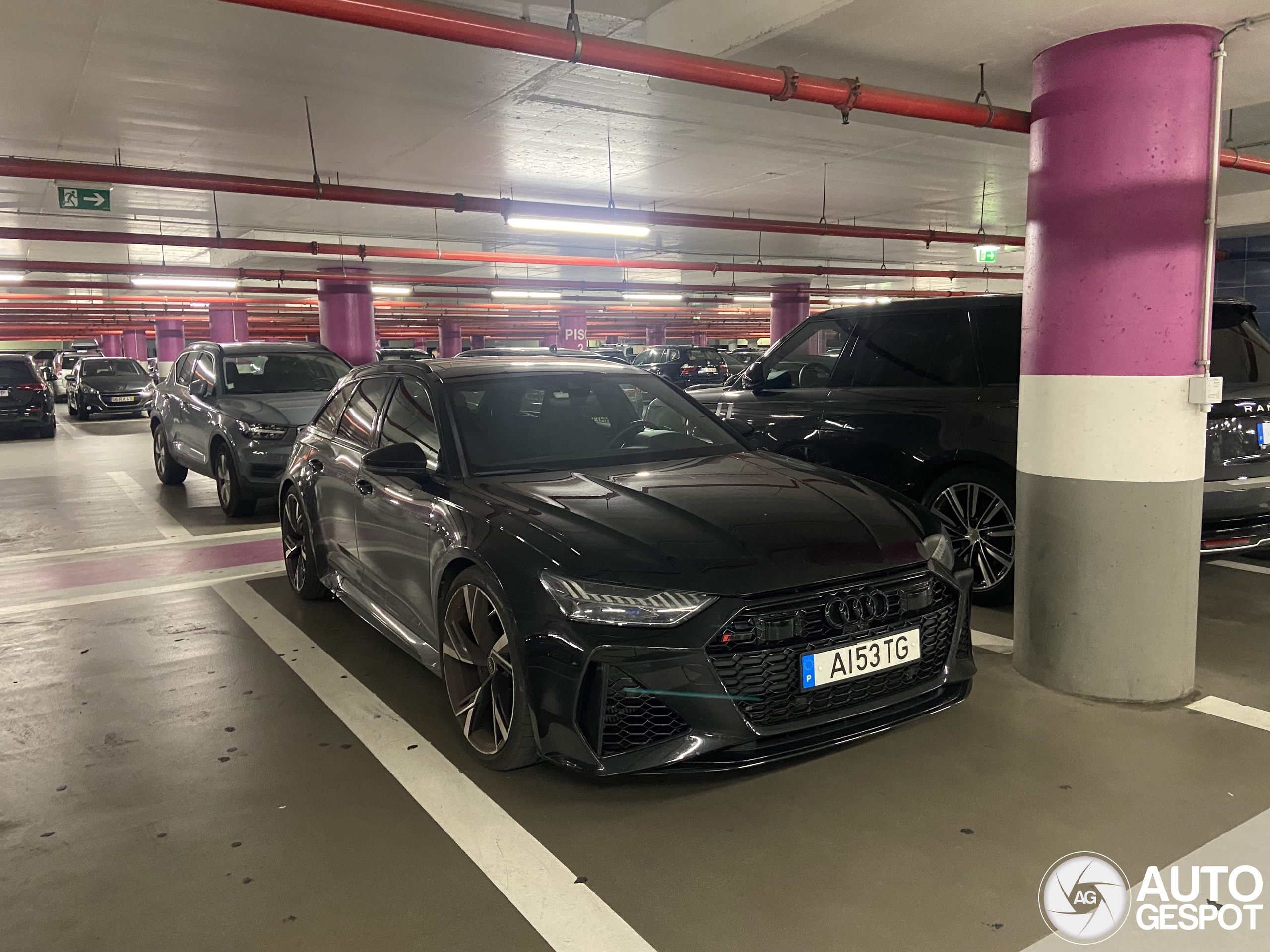 Audi RS6 Avant C8