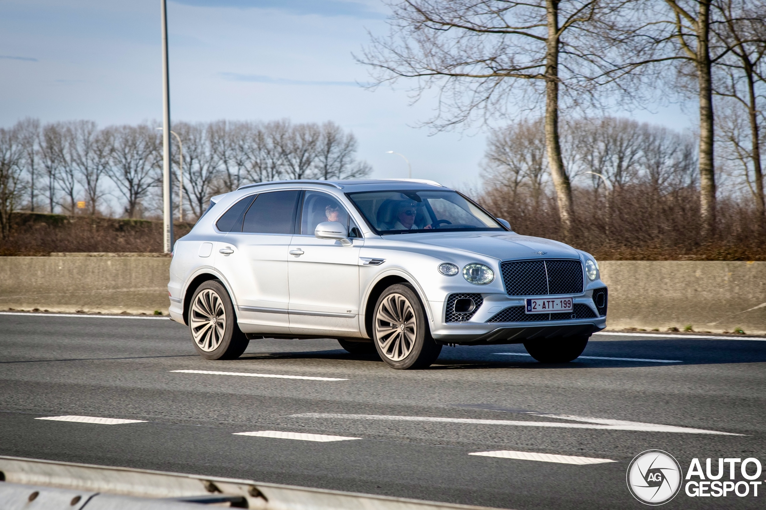 Bentley Bentayga V8 2021