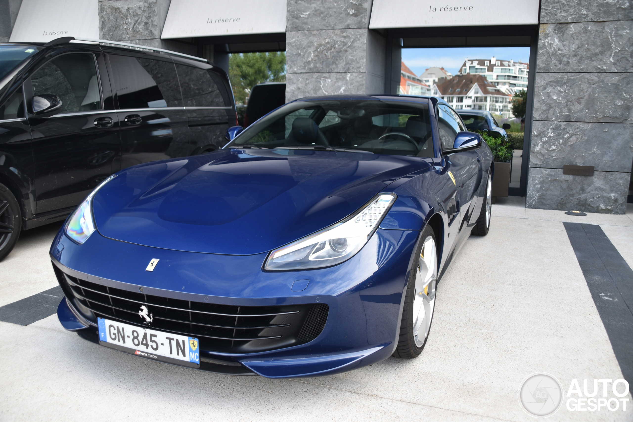 Ferrari GTC4Lusso T