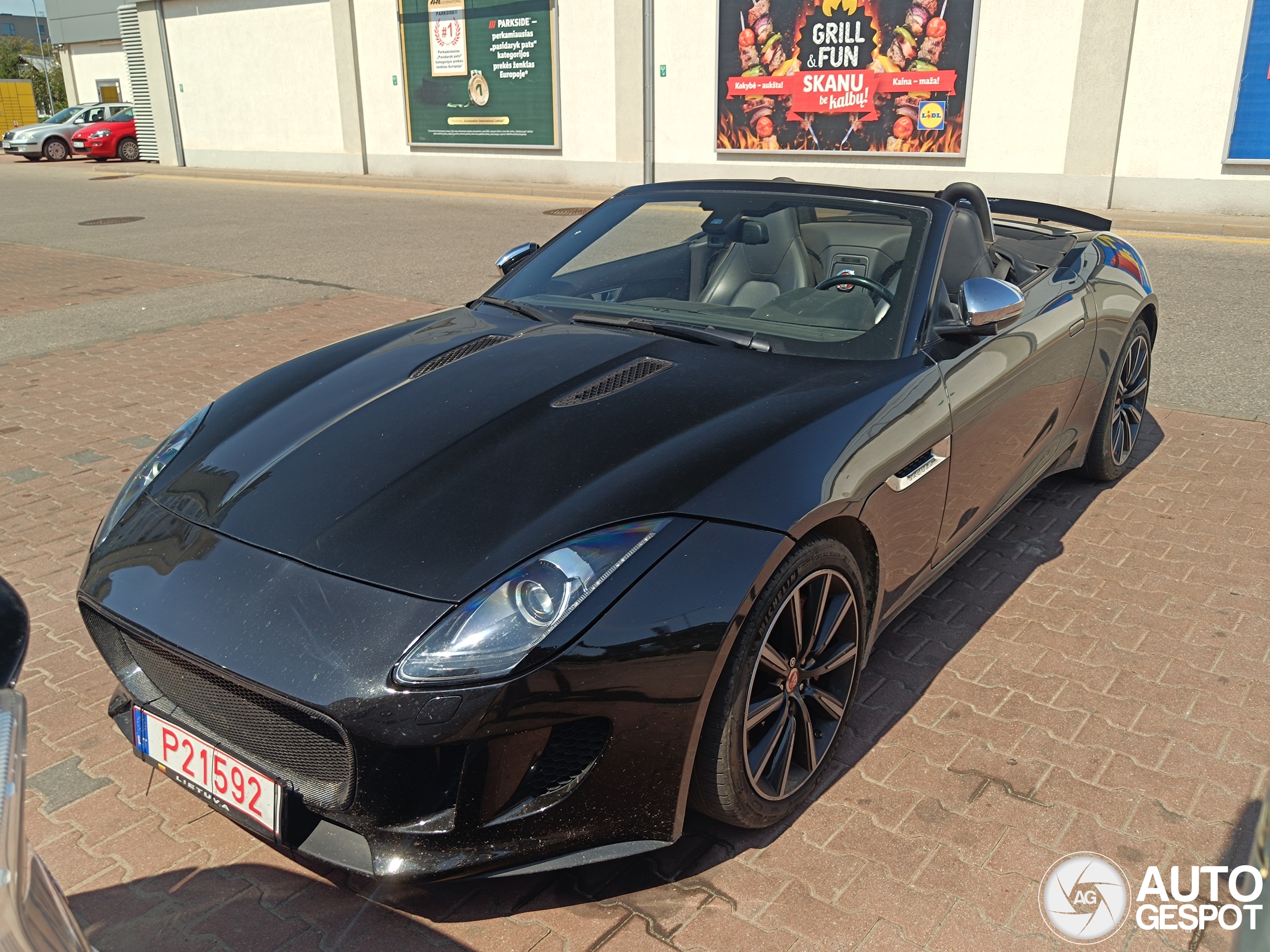 Jaguar F-TYPE S Convertible