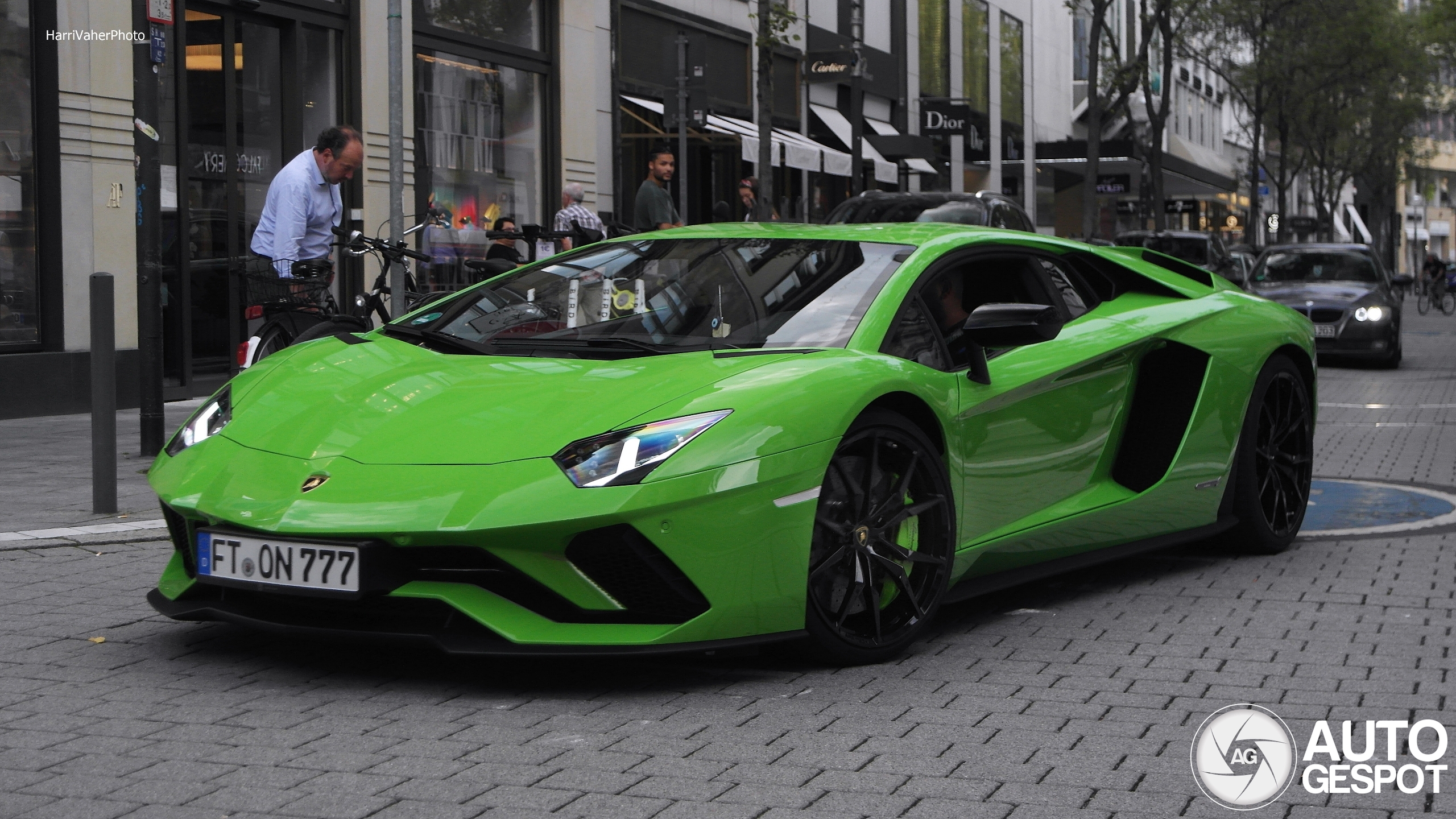 Lamborghini Aventador S LP740-4