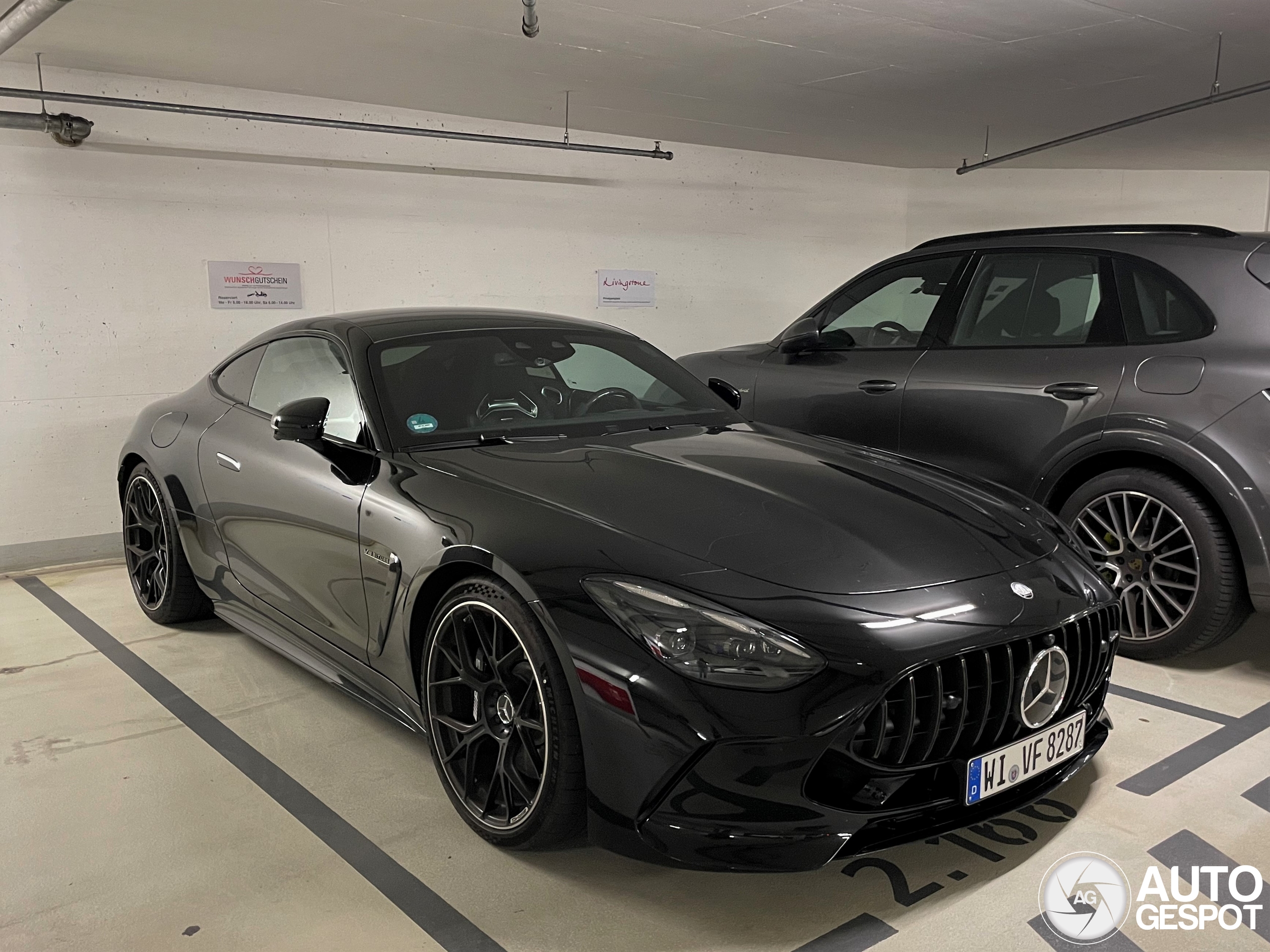 Mercedes-AMG GT 63 C192