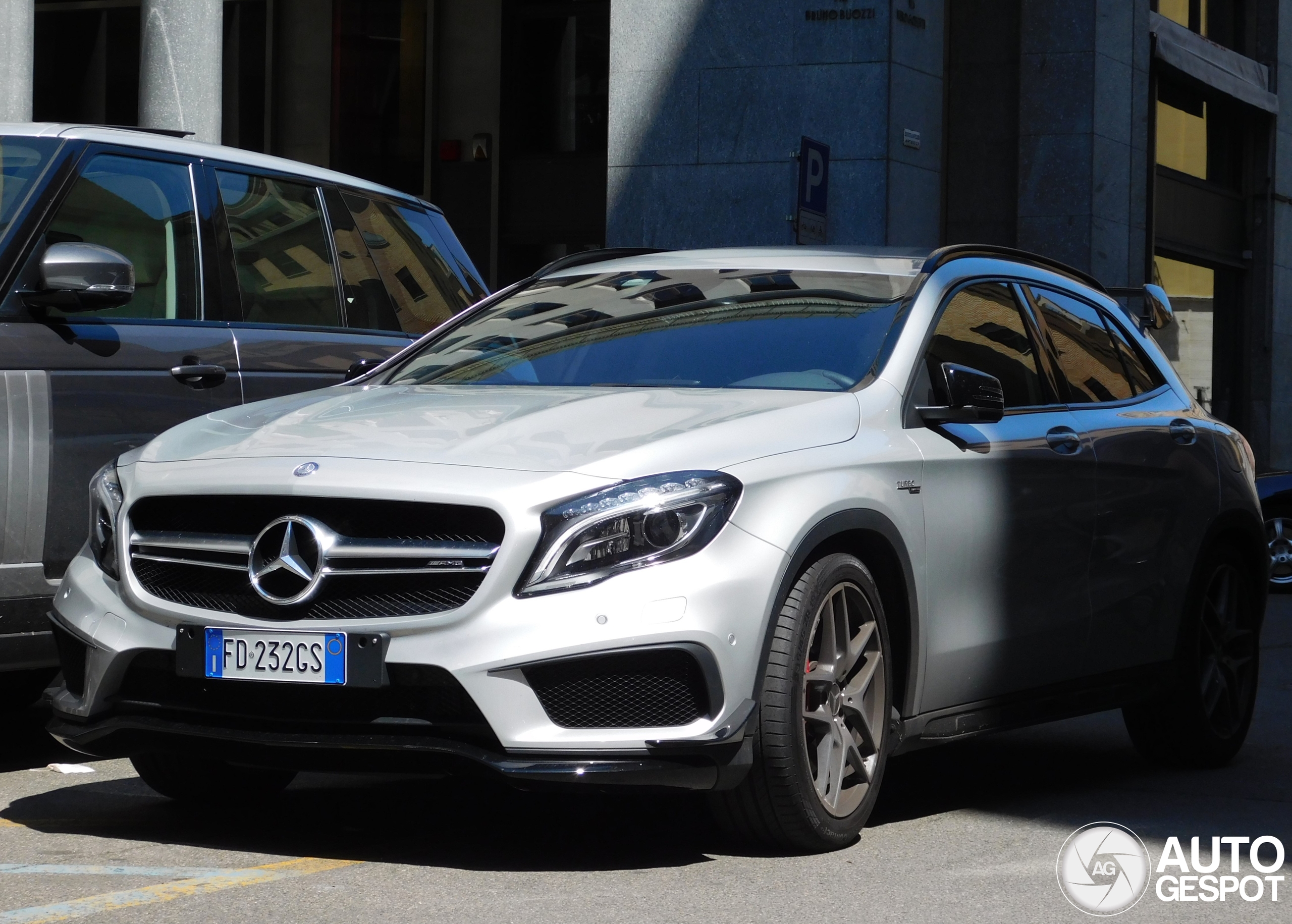 Mercedes-Benz GLA 45 AMG X156