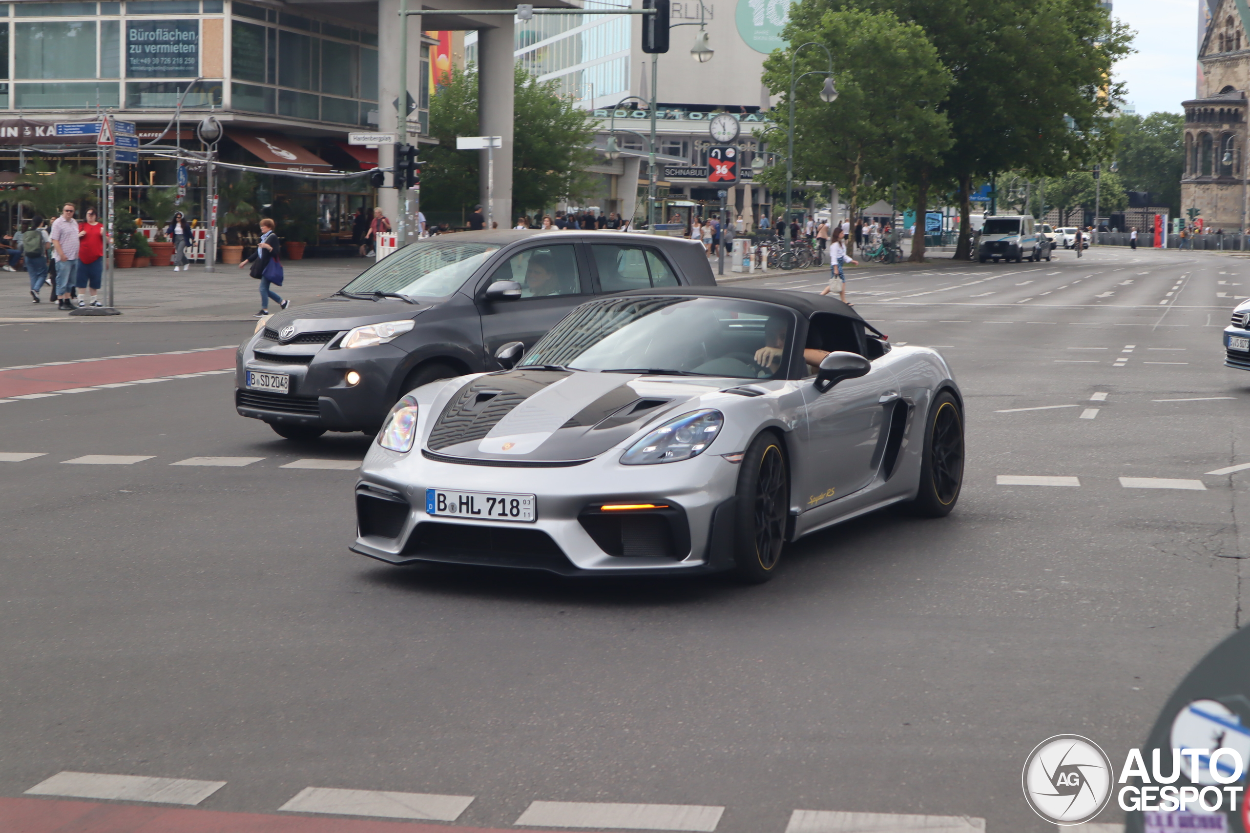 Porsche 718 Spyder RS Weissach Package