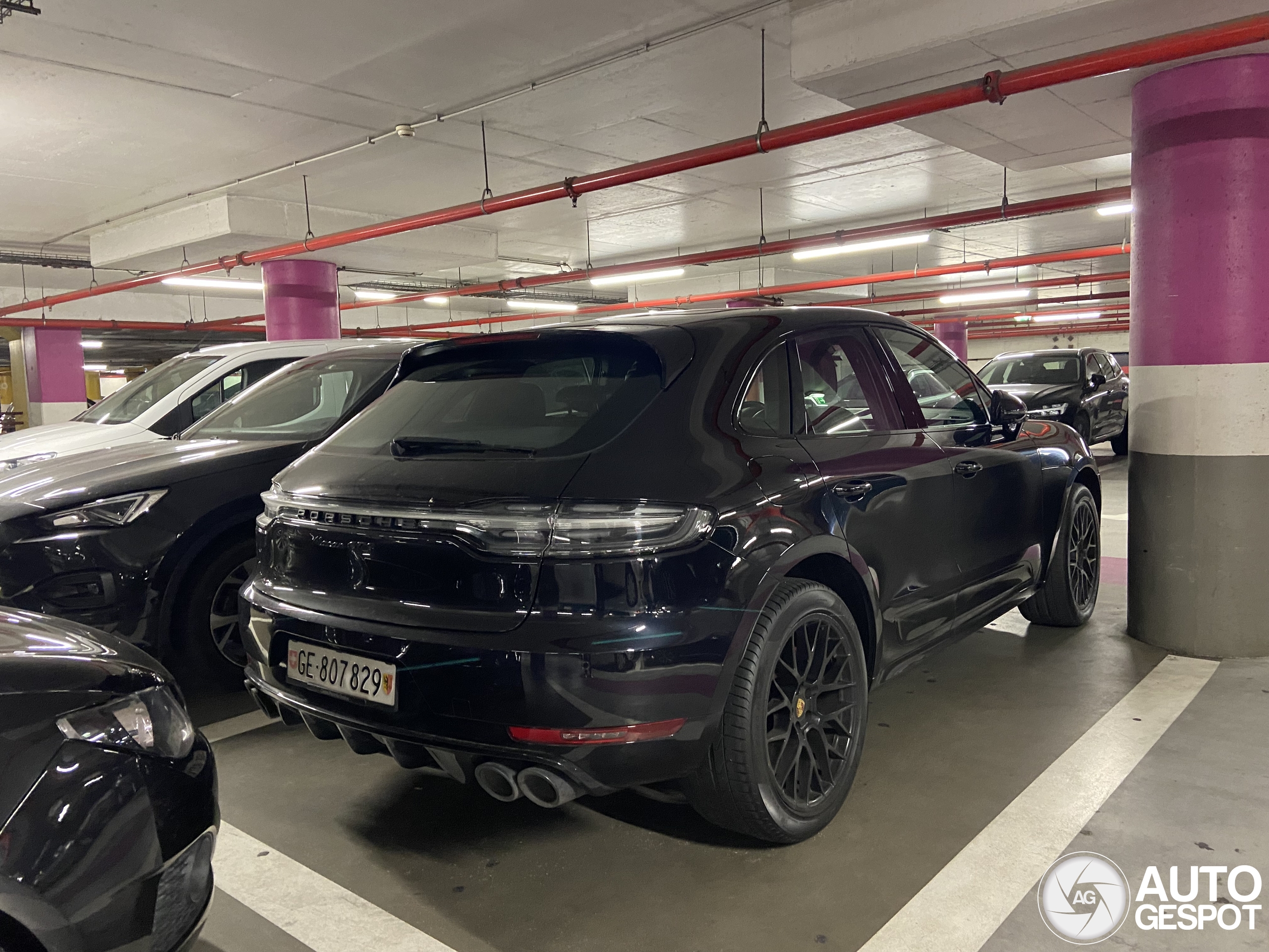 Porsche 95B Macan GTS MkII