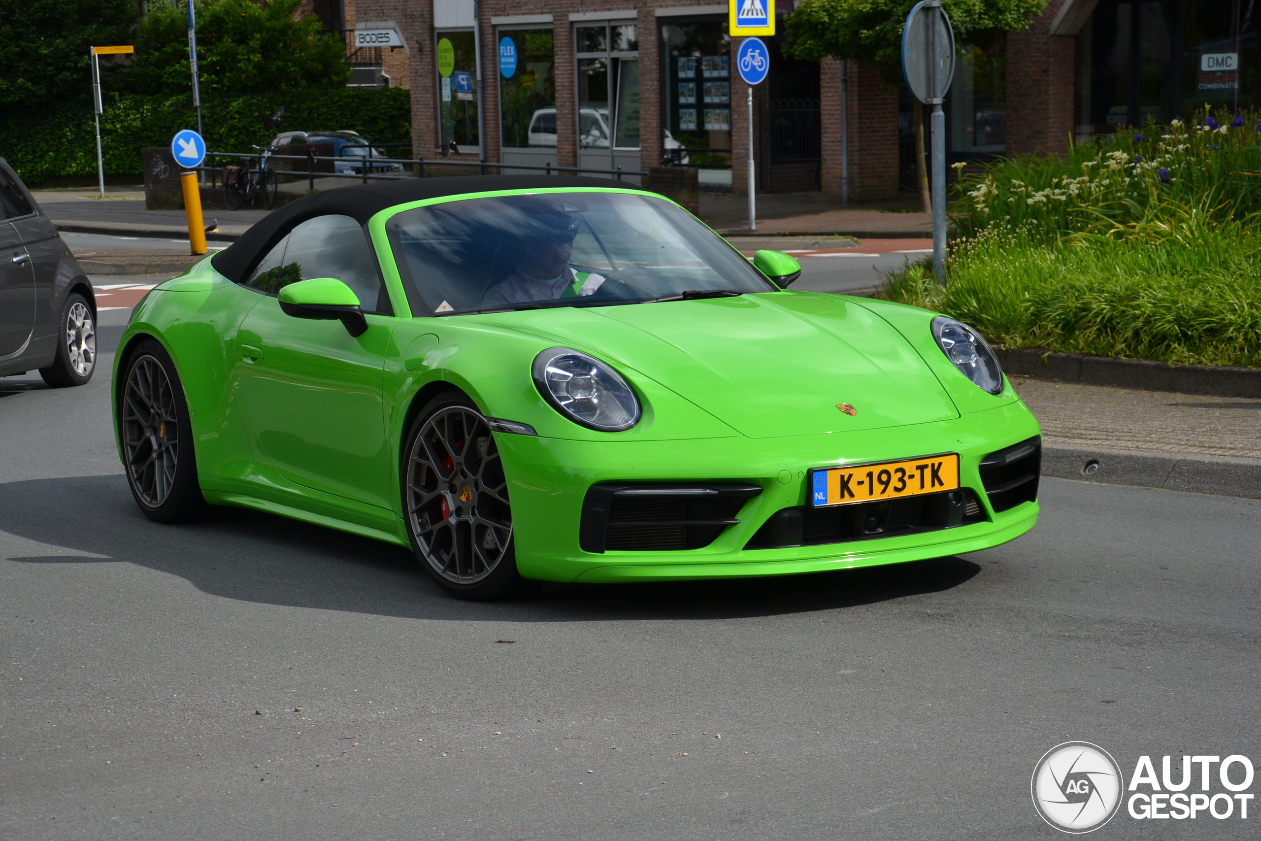 Porsche 992 Carrera 4S Cabriolet