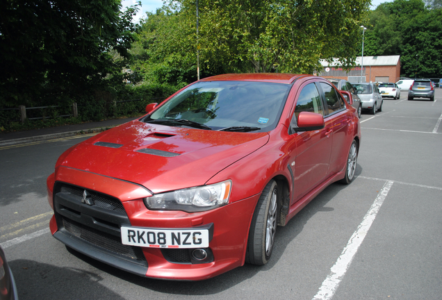 Mitsubishi Lancer Evolution X FQ-300