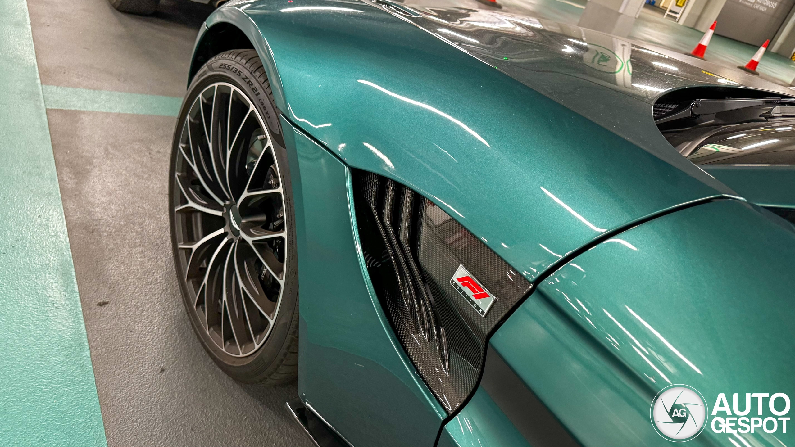 Aston Martin V8 Vantage Formula 1 Edition