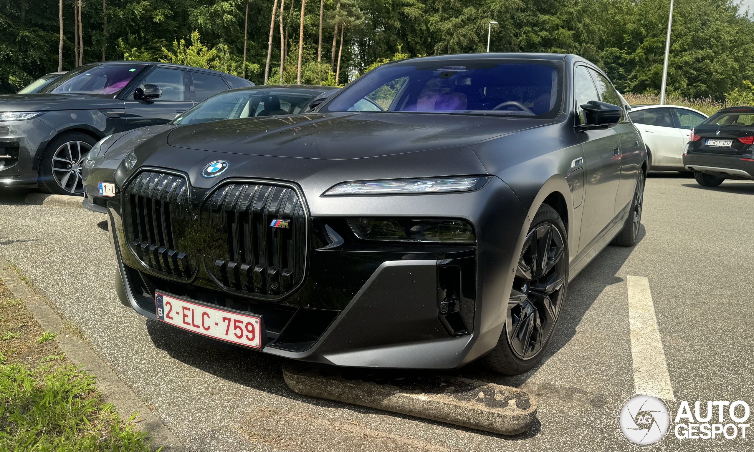 BMW M760e xDrive